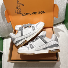 配饰60😀G2231-Louis Vuiton 路易威登 新款 LV Trainer系列板鞋篮球鞋 ‼️ 本款 LV 配饰60😀G2231-Louis Vuiton 路易威登 新款 LV Trainer系列板鞋篮球鞋 ‼️ 本款 LV
