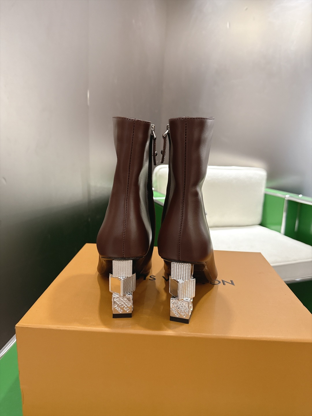 Louis Vuitton Women Shoes