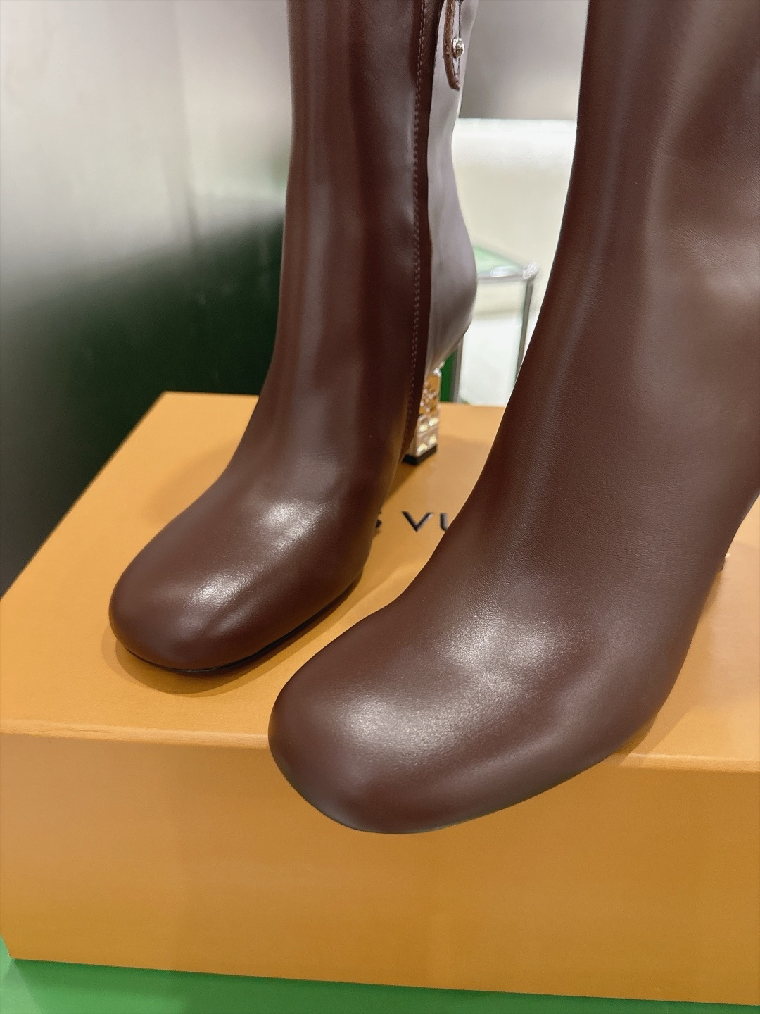 Louis Vuitton Women Shoes