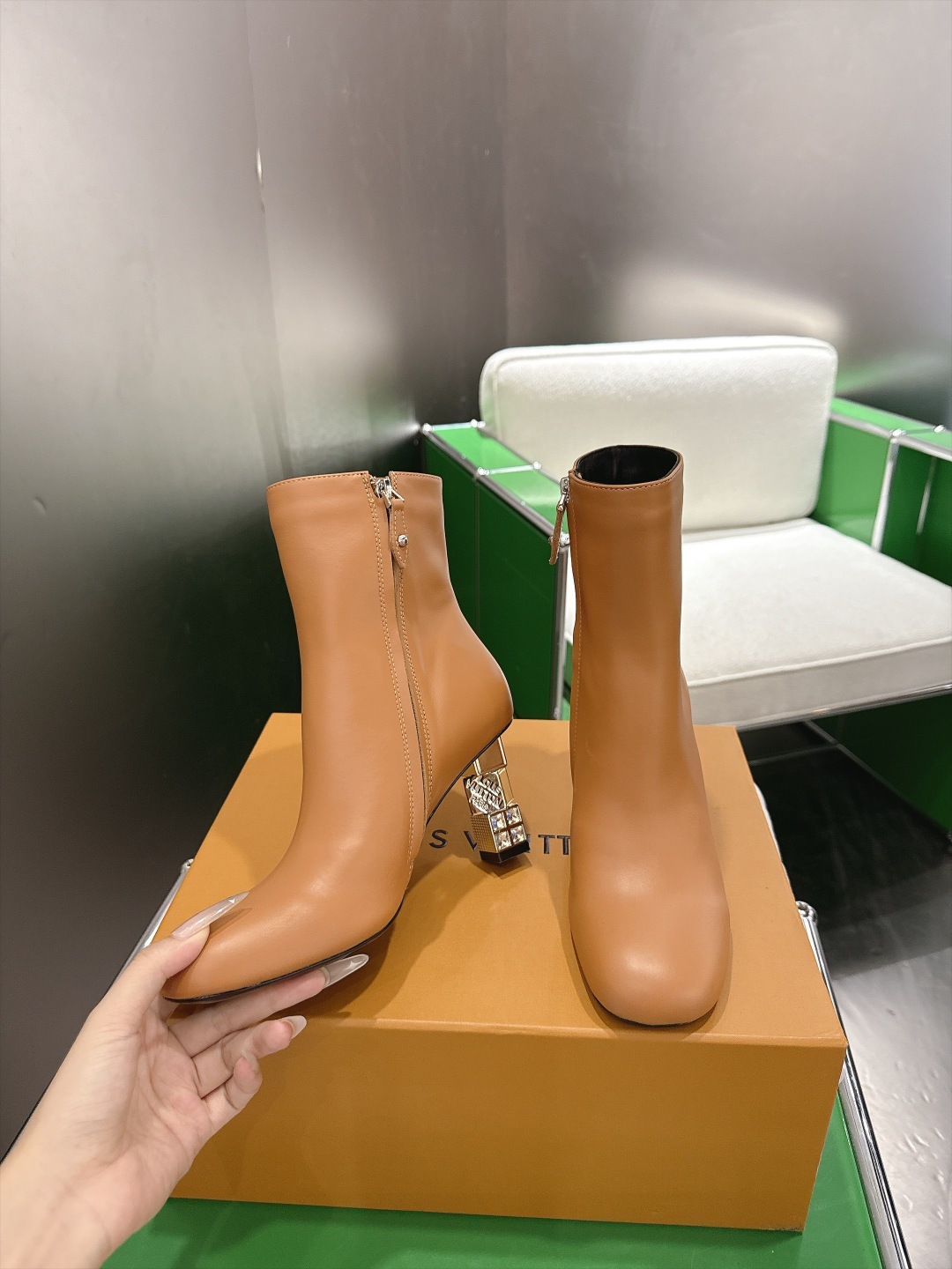 Louis Vuitton Women Shoes