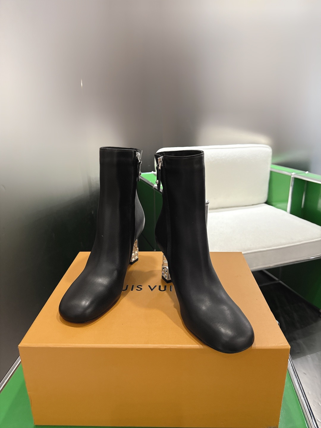 Louis Vuitton Women Shoes
