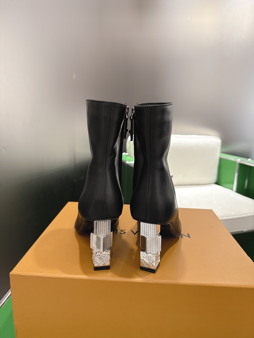 Louis Vuitton Women Shoes