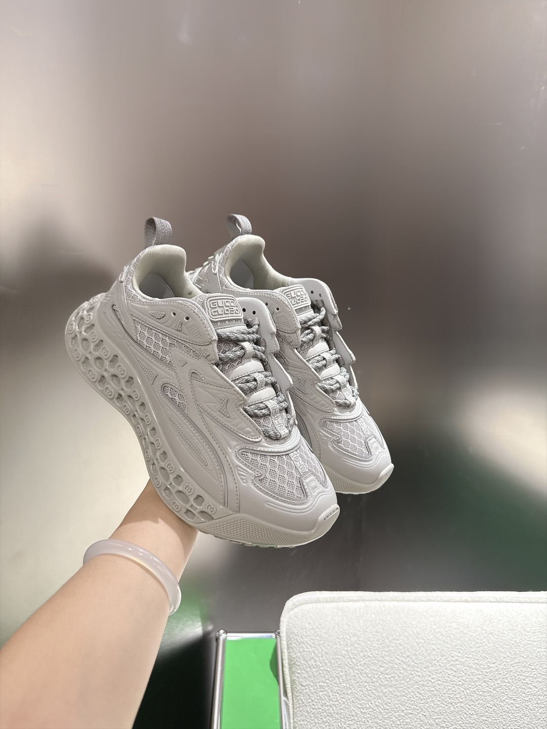 Gucci Women Shoes