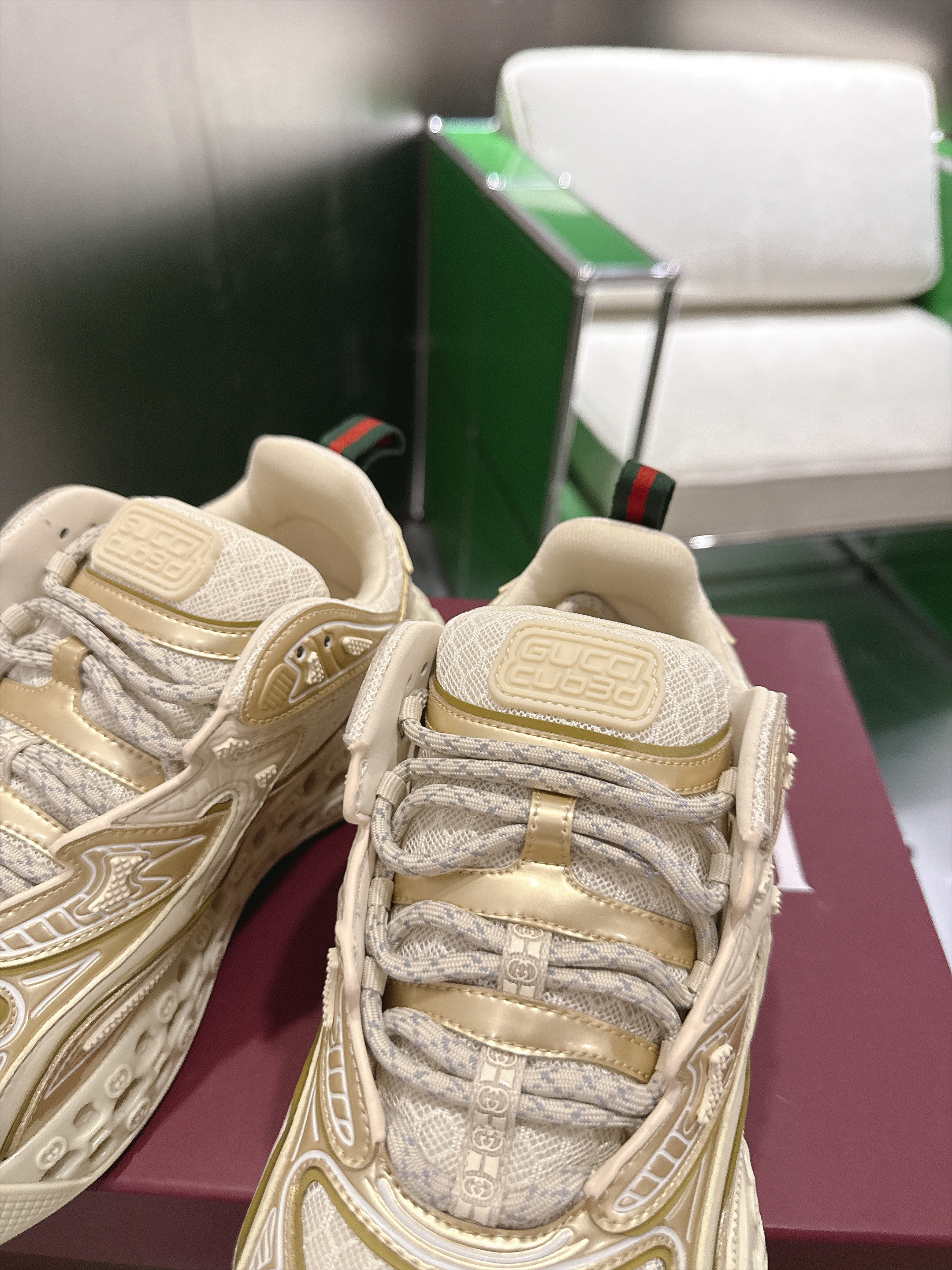 Gucci Women Shoes
