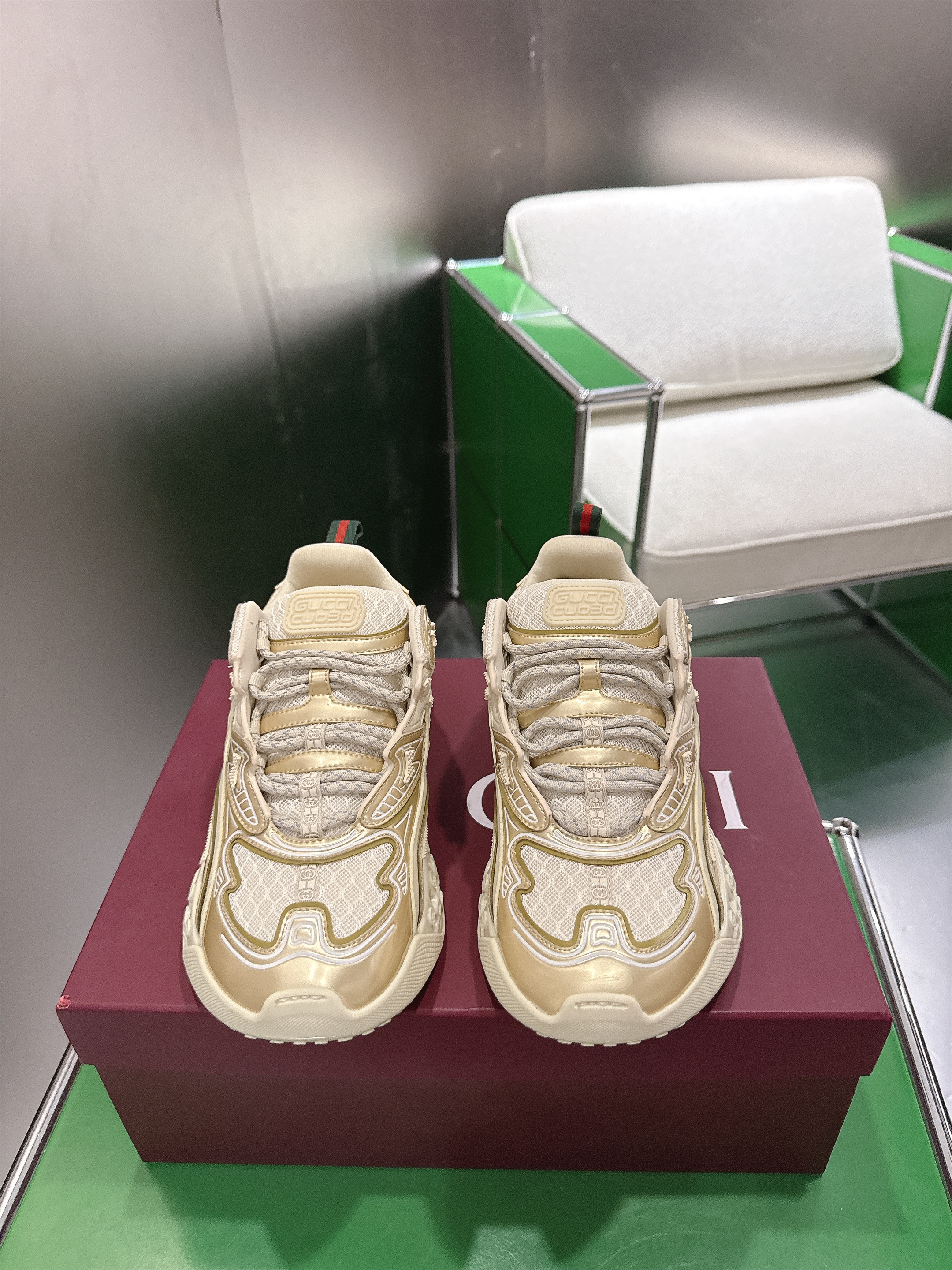 Gucci Women Shoes