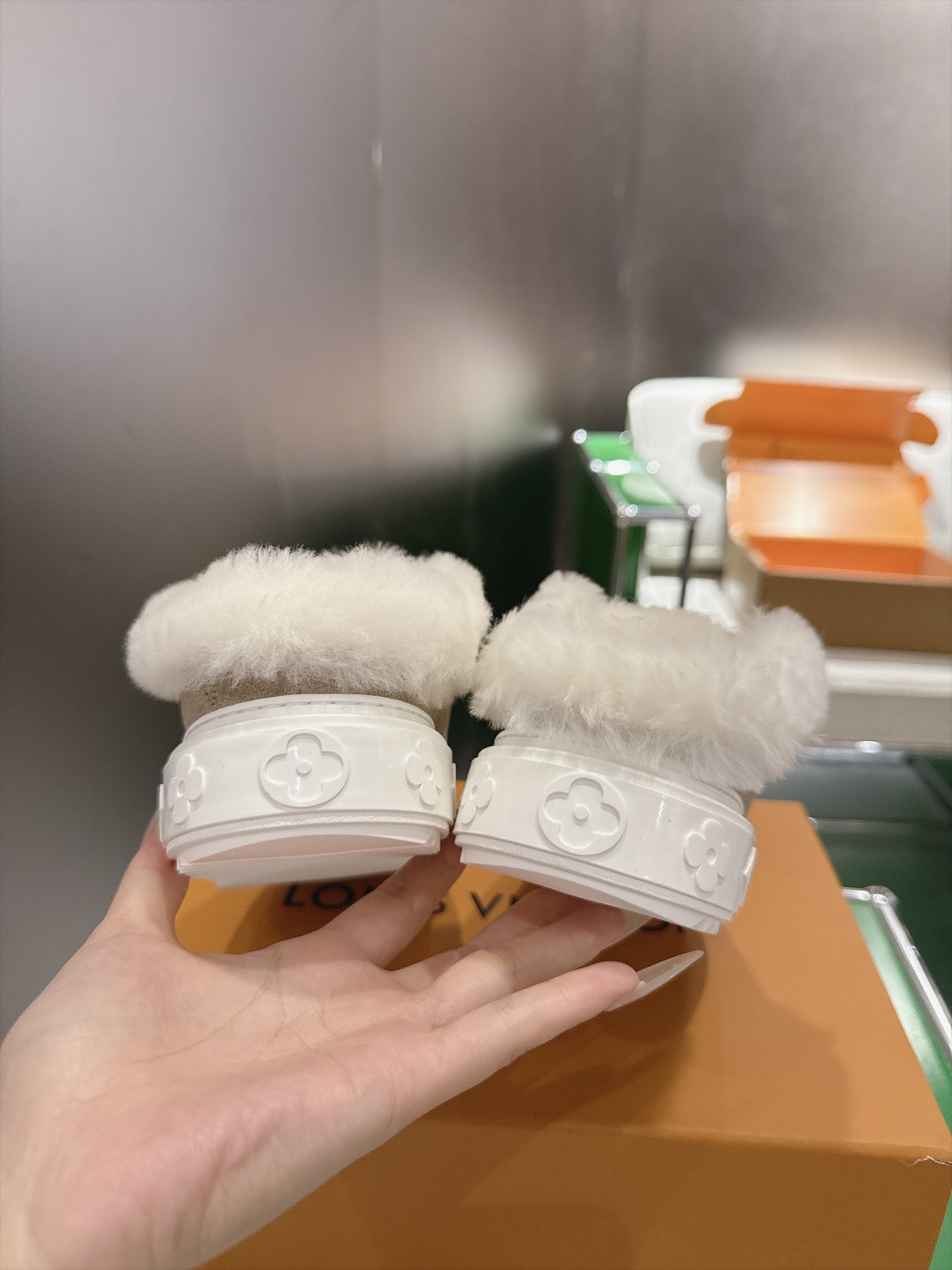 Louis Vuitton Sneakers