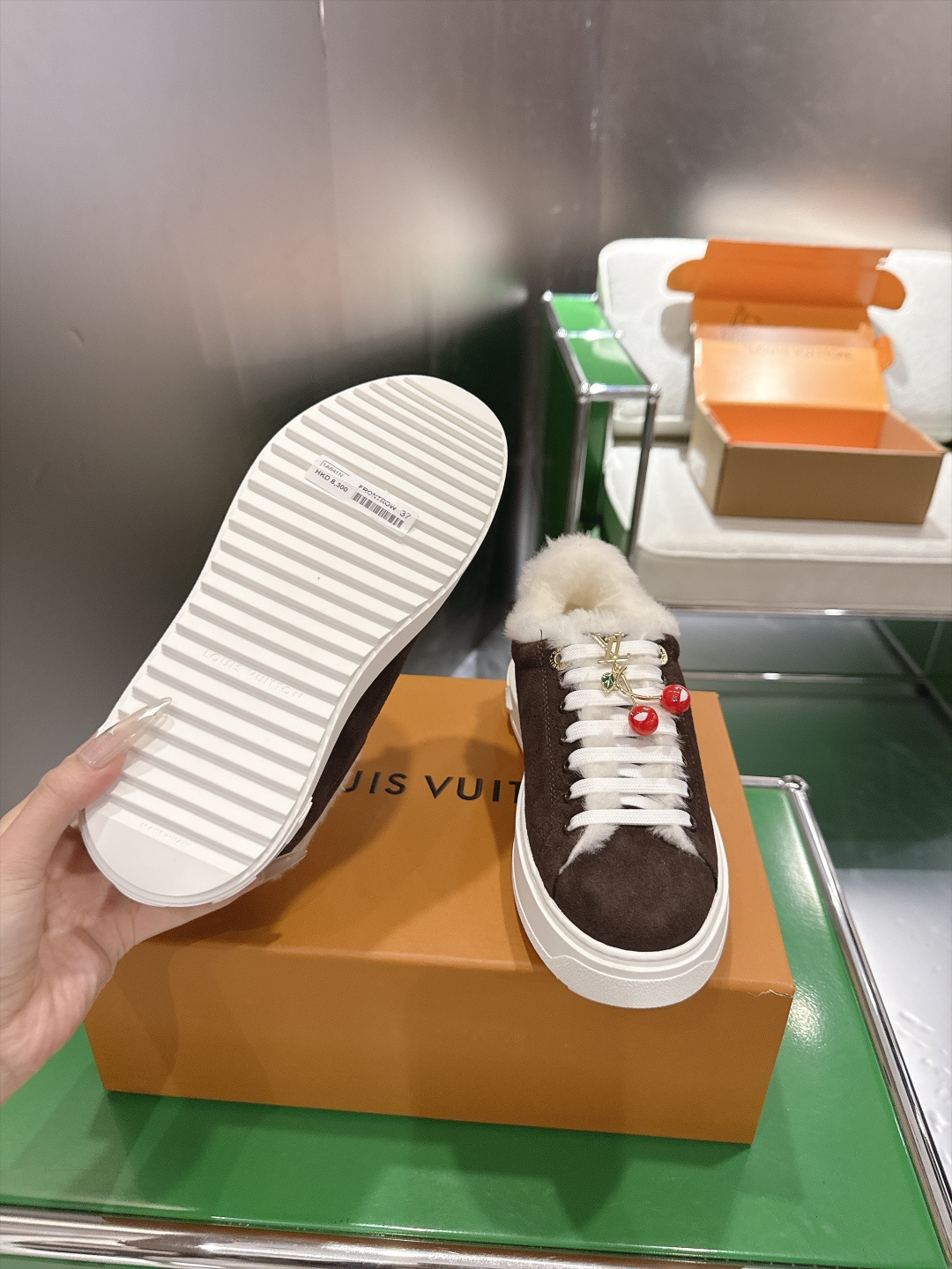 Louis Vuitton Sneakers