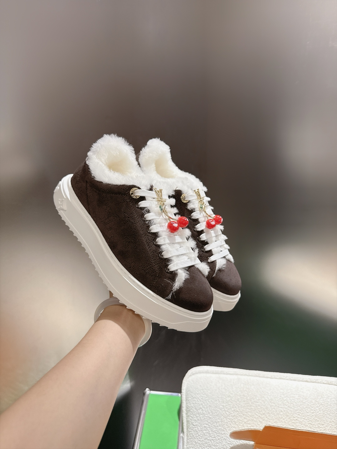 Louis Vuitton Sneakers