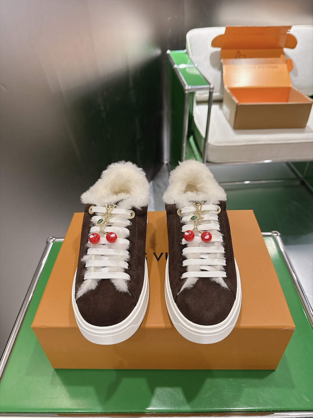 Louis Vuitton Sneakers