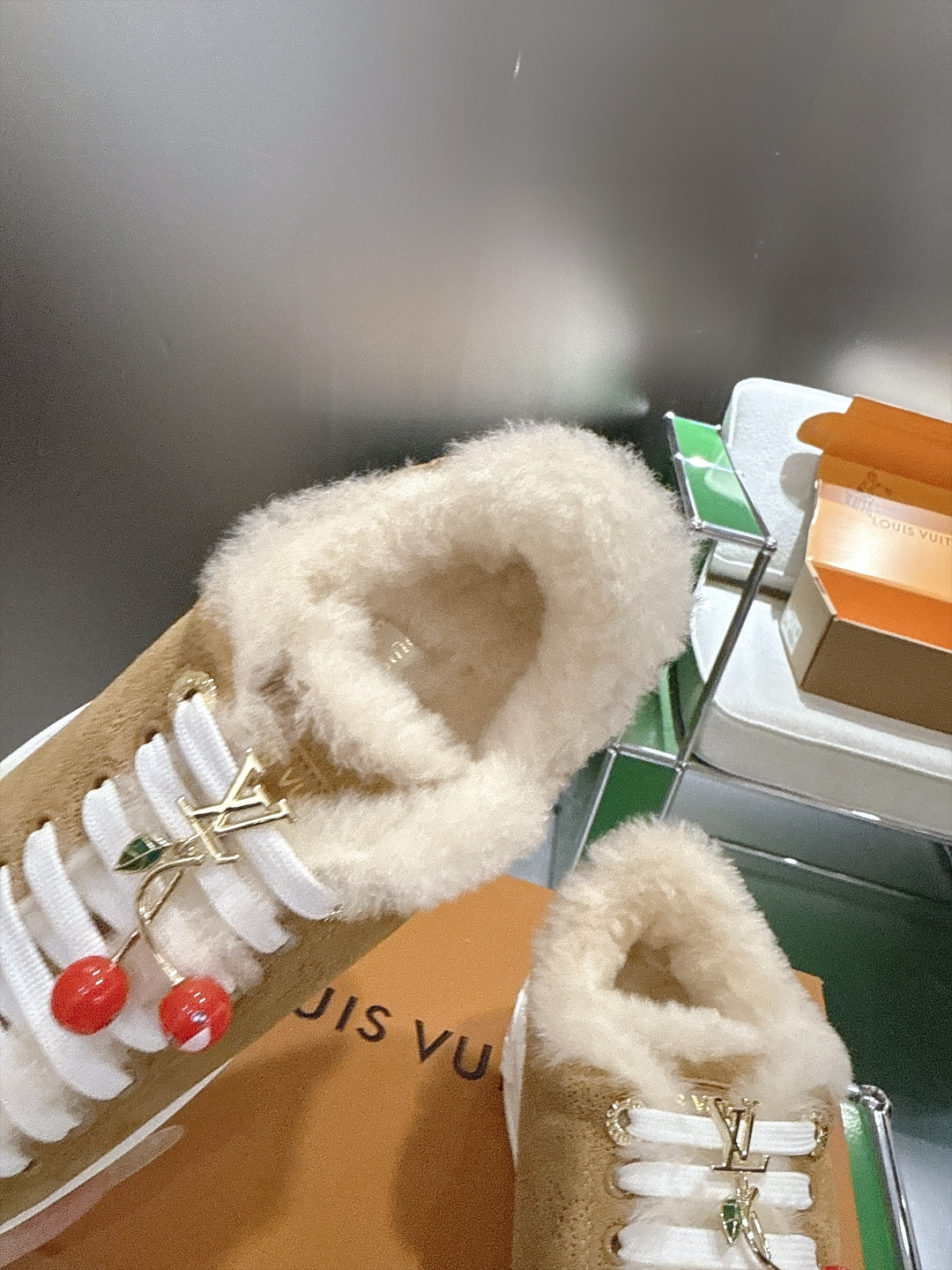 Louis Vuitton Sneakers