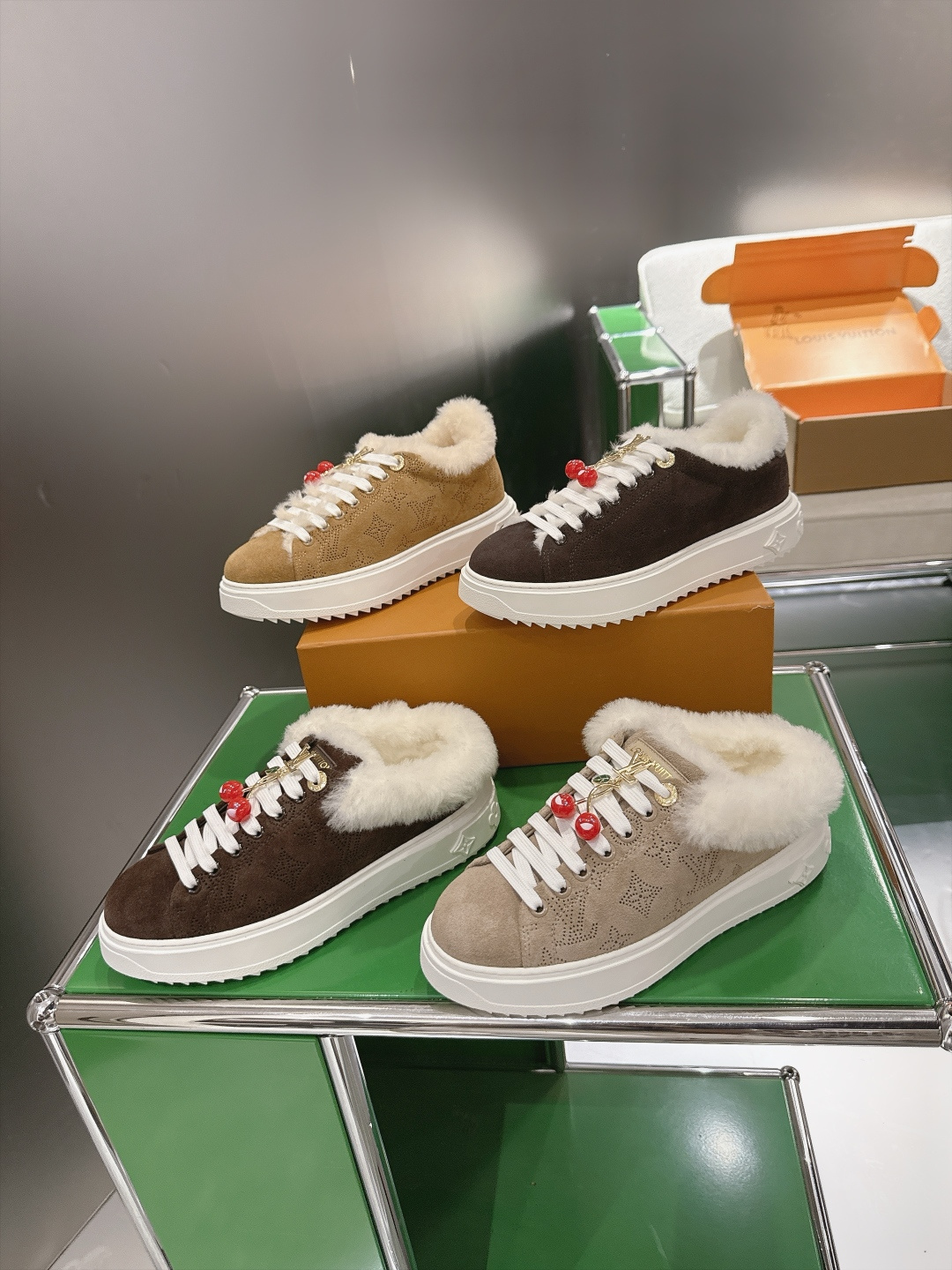 Louis Vuitton Sneakers