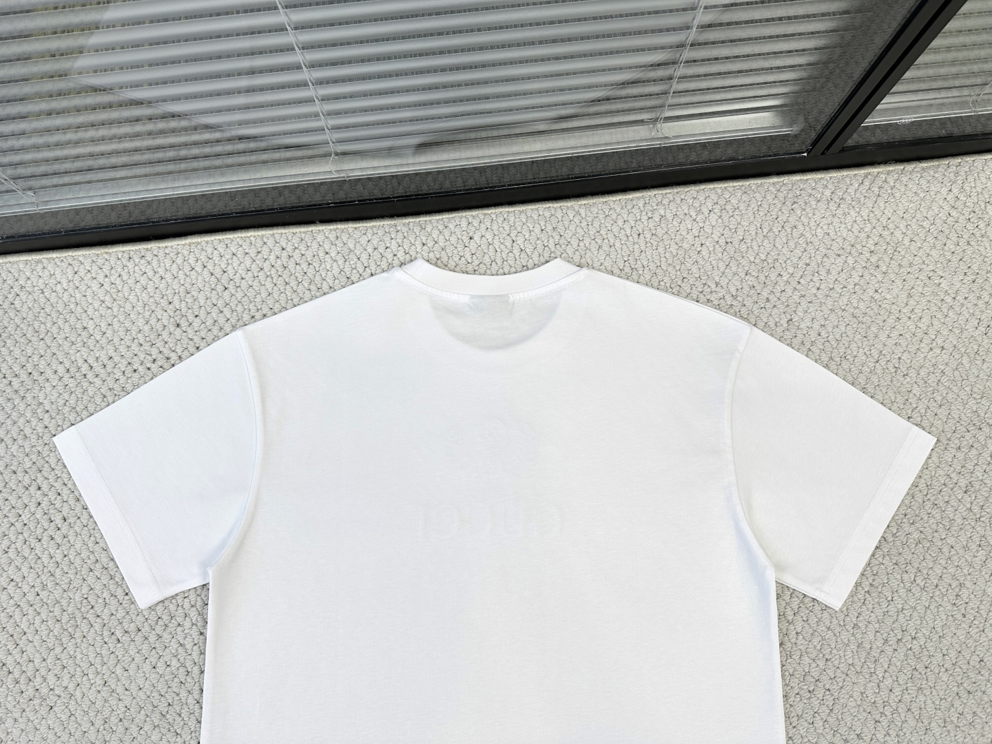 Gucci古奇/产品简介GC / 饰刺绣针织棉T恤面料：15支特纺紧密棉 / 230G罗纹：32支1×1