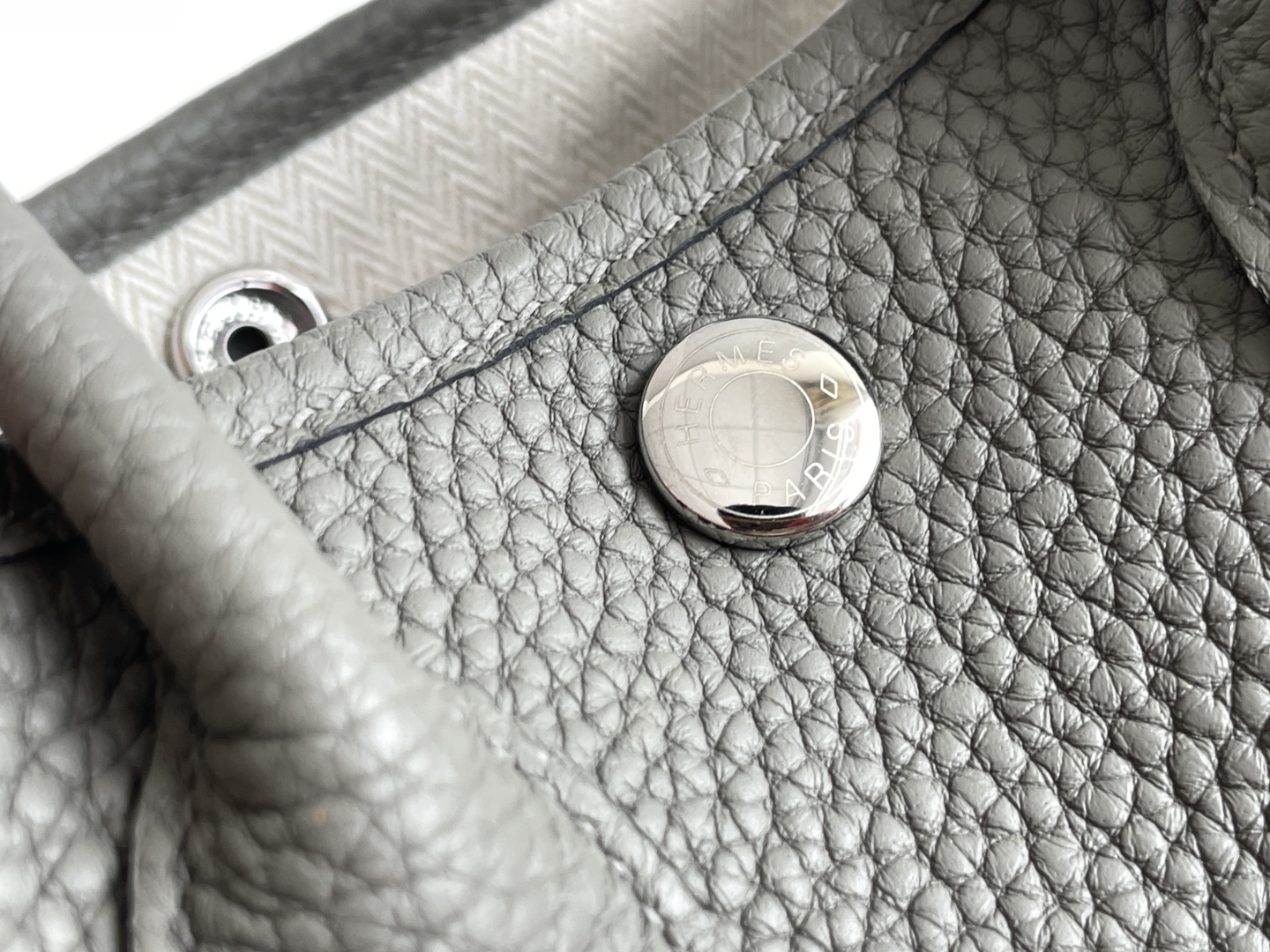 Hermès Garden Party Mini Bag in Nimbus Rain Gray Togo Leather 7 cmp i1744194171871 1217 0 5