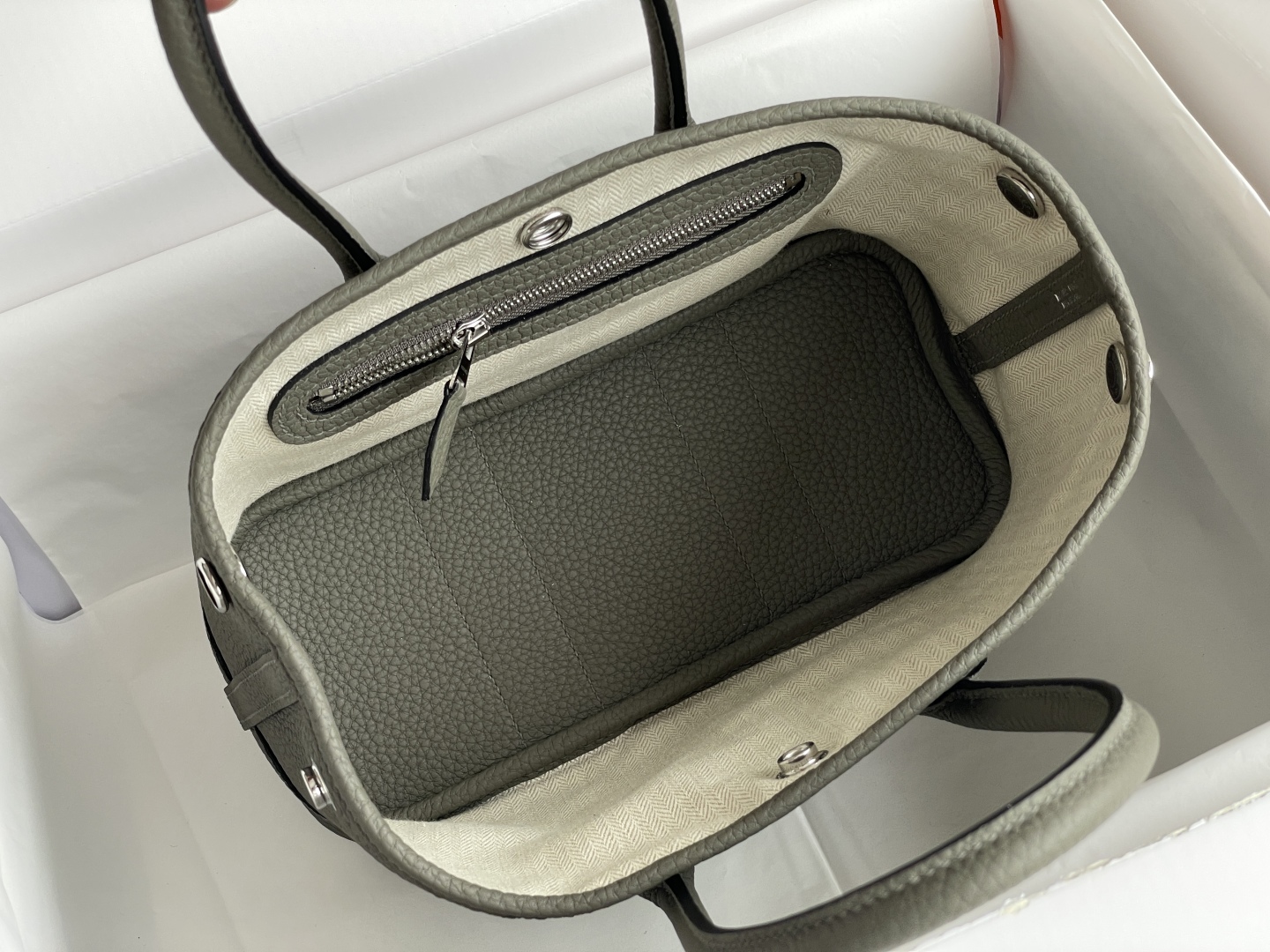 Hermès Garden Party Mini Bag in Nimbus Rain Gray Togo Leather 10 cmp i1744194171878 5667 0 8