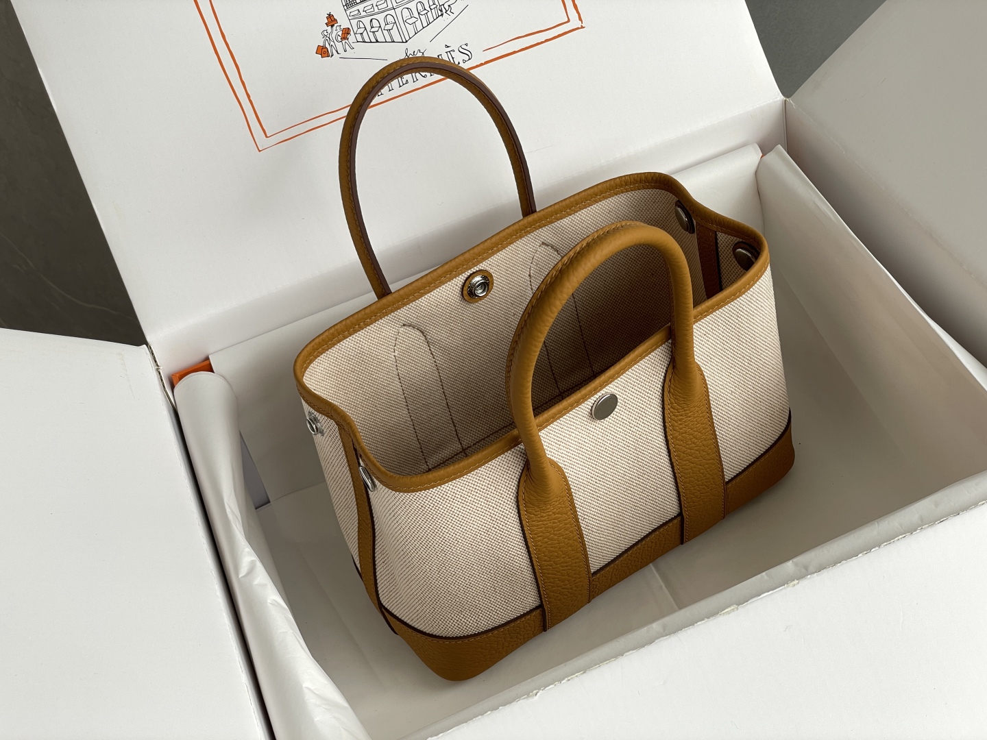 Hermès Garden Party Mini Tote Bag Versatile Beach Gold, 23*16*10cm 4 cmp i1744199341079 7452 0 2