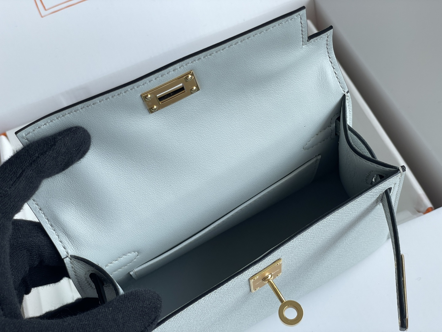 Hermes bag 𝗠𝗶𝗻𝗶 𝗸𝗲𝗹𝗹𝘆 second generation — photo 8