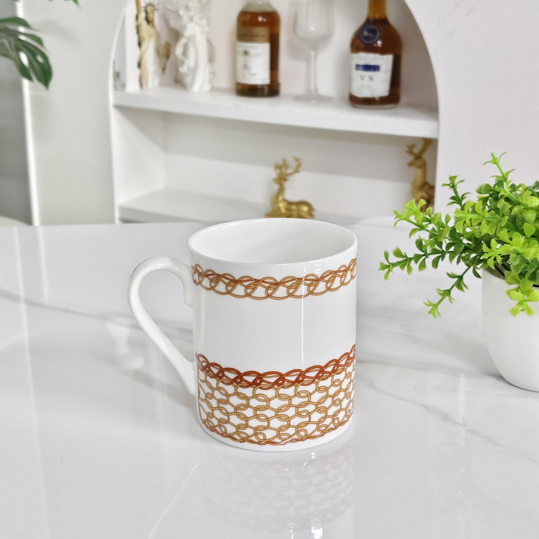 诺悠翩雅 Loro Piana 高级成衣风衣外套及大衣服装 #2CBB5AD0 5