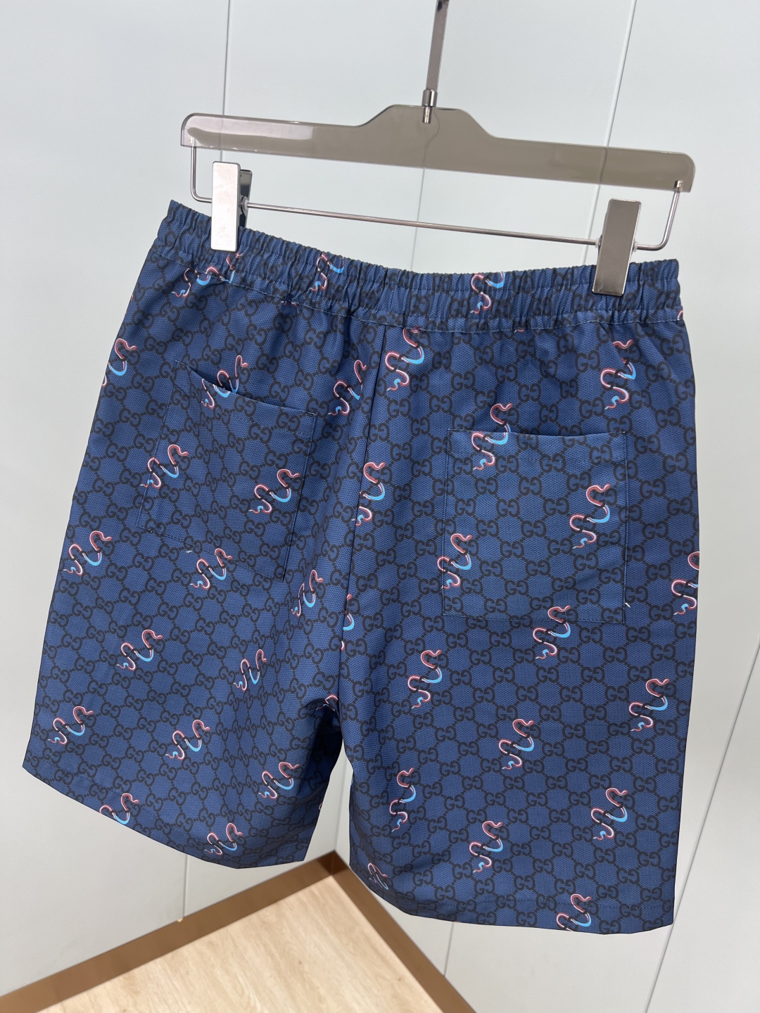 Gucci Men's Blue Cotton Shorts with Snake and Logo Print - Summer Collection 7 cmp i1743696186922 5887 0 0
