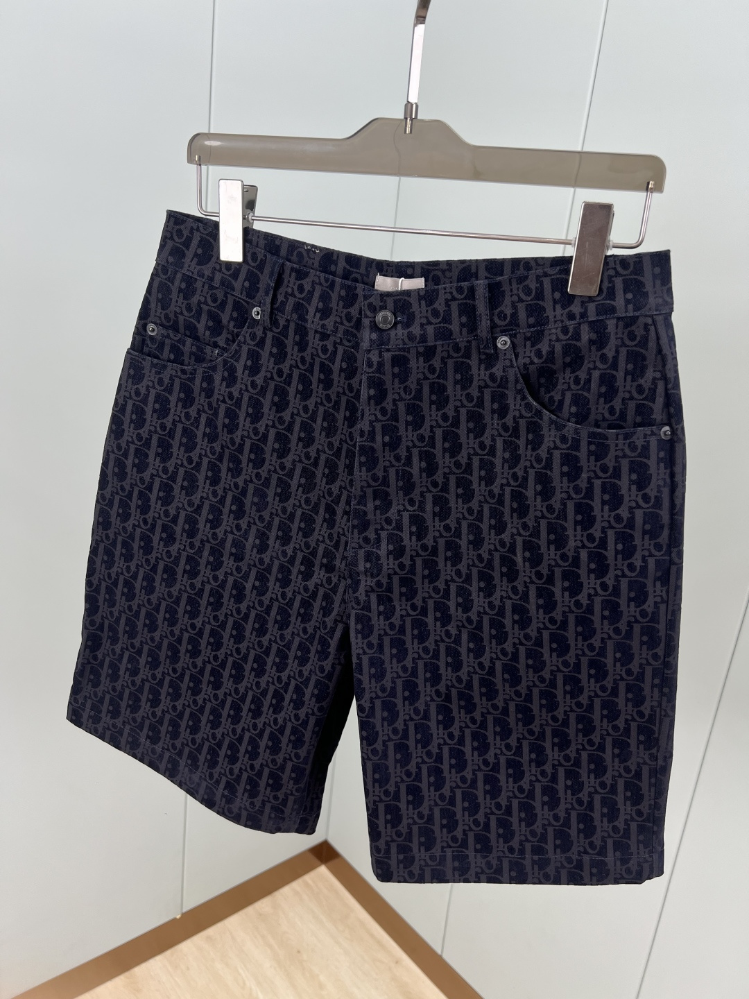 DIOR x Kaws Oblique Print Denim Shorts - Limited Edition 8 cmp i1743697980896 5913 0 4