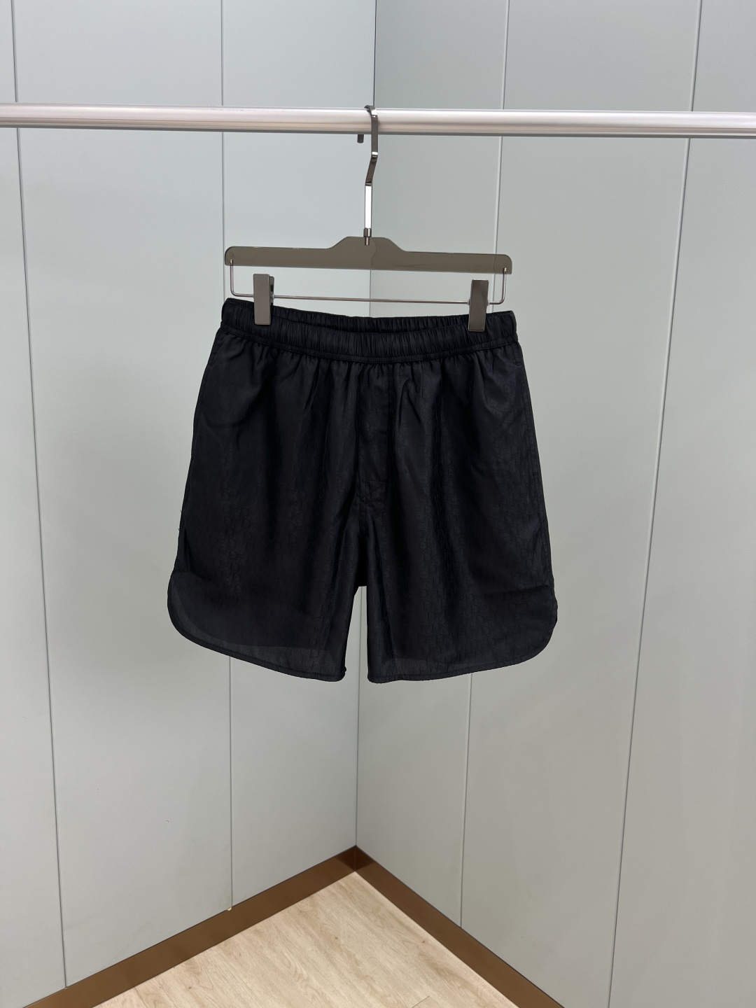 DIOR Men's Oblique Jacquard Silk-Blend Shorts - Black, Elastic Waist