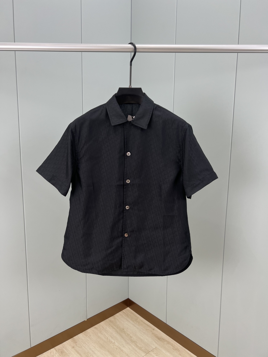 Dior Men's Black Oblique Jacquard Silk-Cotton Blend Short Sleeve Shirt 1 cmp i1743872656104 259 0 5