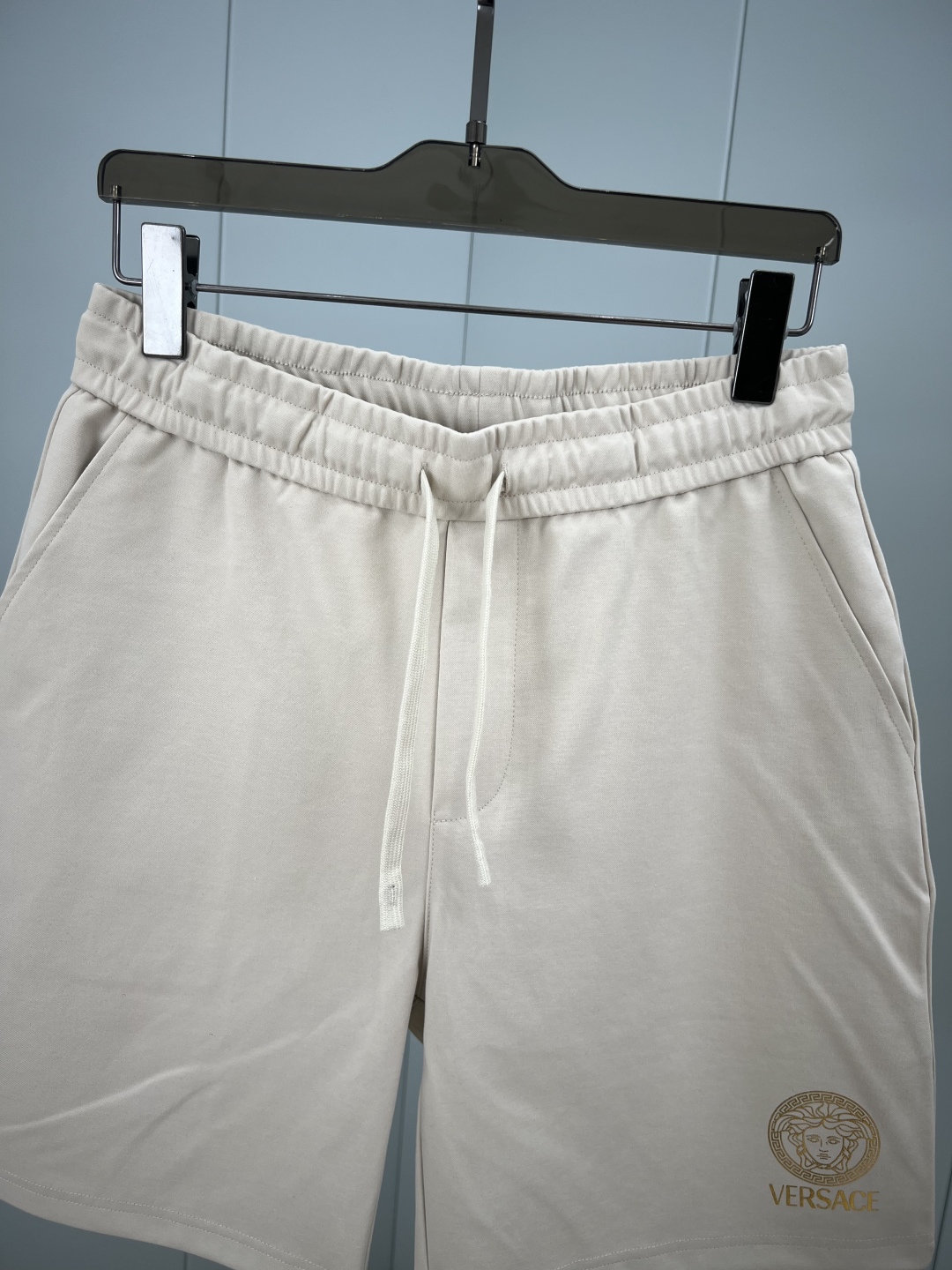 Versace Medusa Gold Foil Logo Ice Oxygen Cotton Casual Shorts 4 cmp i1748278813215 9340 0 2