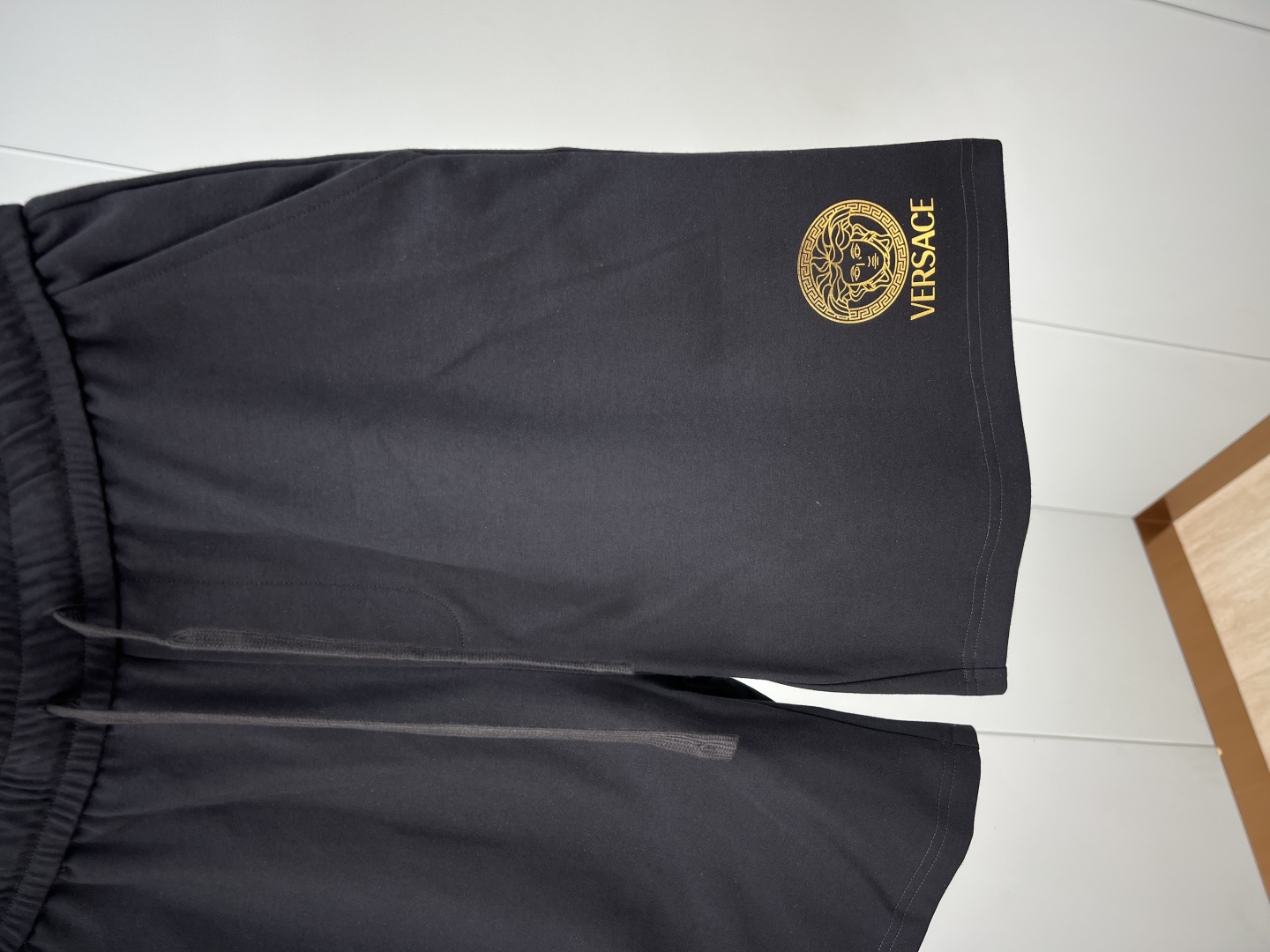 Versace Men's Medusa Gold Foil Print Ice Oxygen Cotton Casual Shorts 6 cmp i1748278942936 8284 0 2