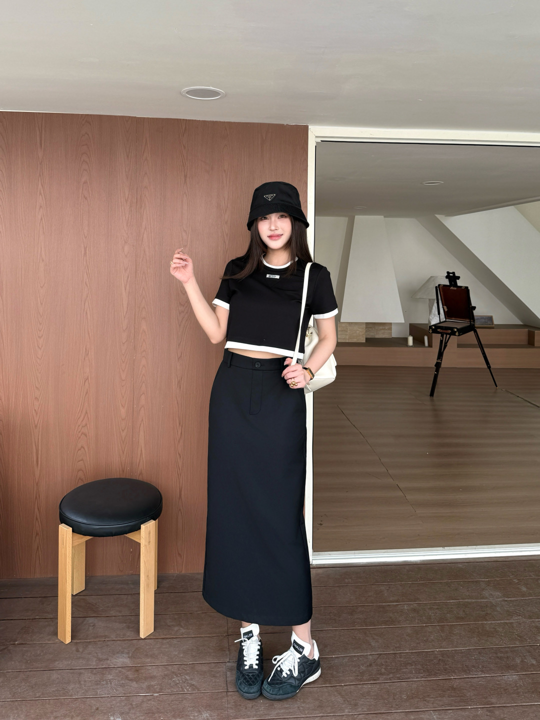 NO:749604,,,19860909,,,Women's clothing