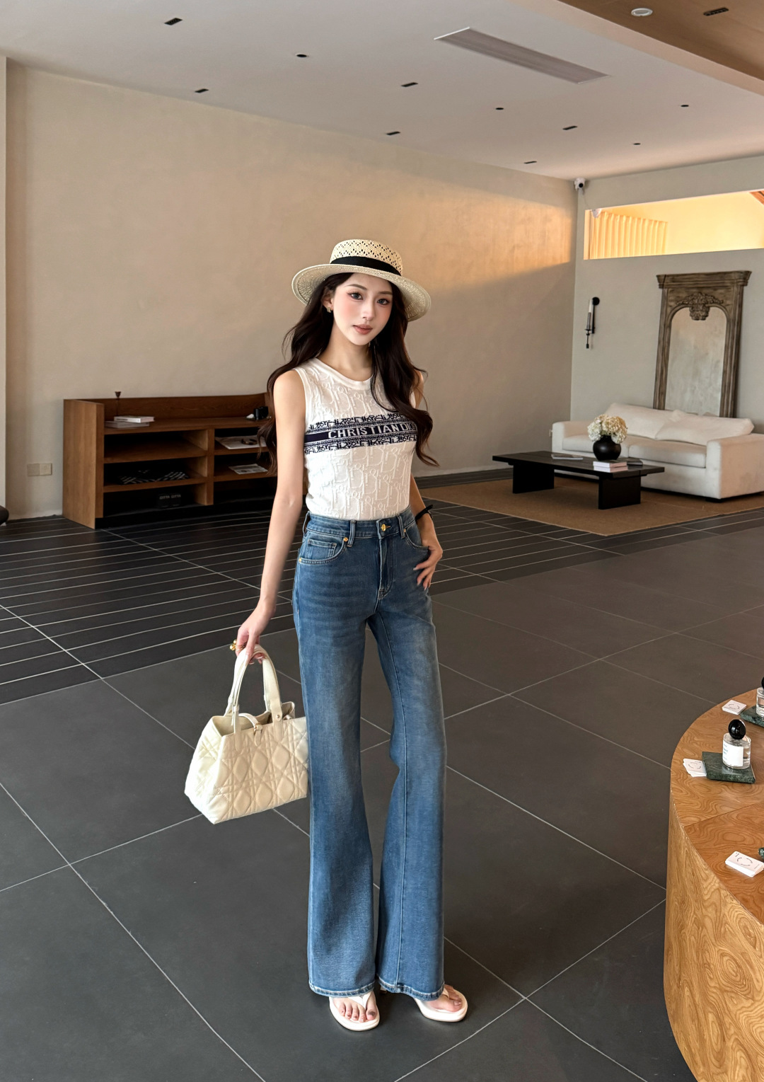 NO:807728,,,19860909,,,Women's clothing