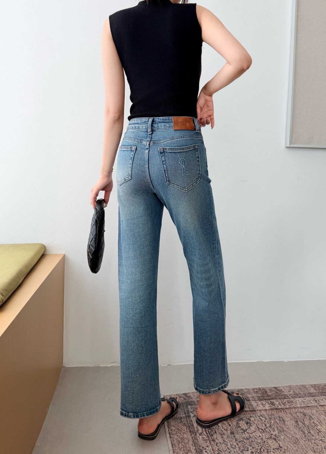 NO:807723,,,19860909,,,Women's clothing