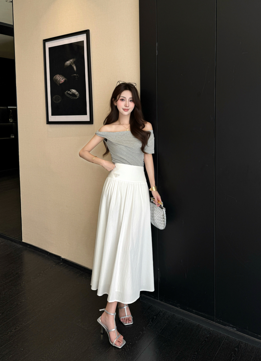 NO:905384,,,19860909,,,Women's clothing