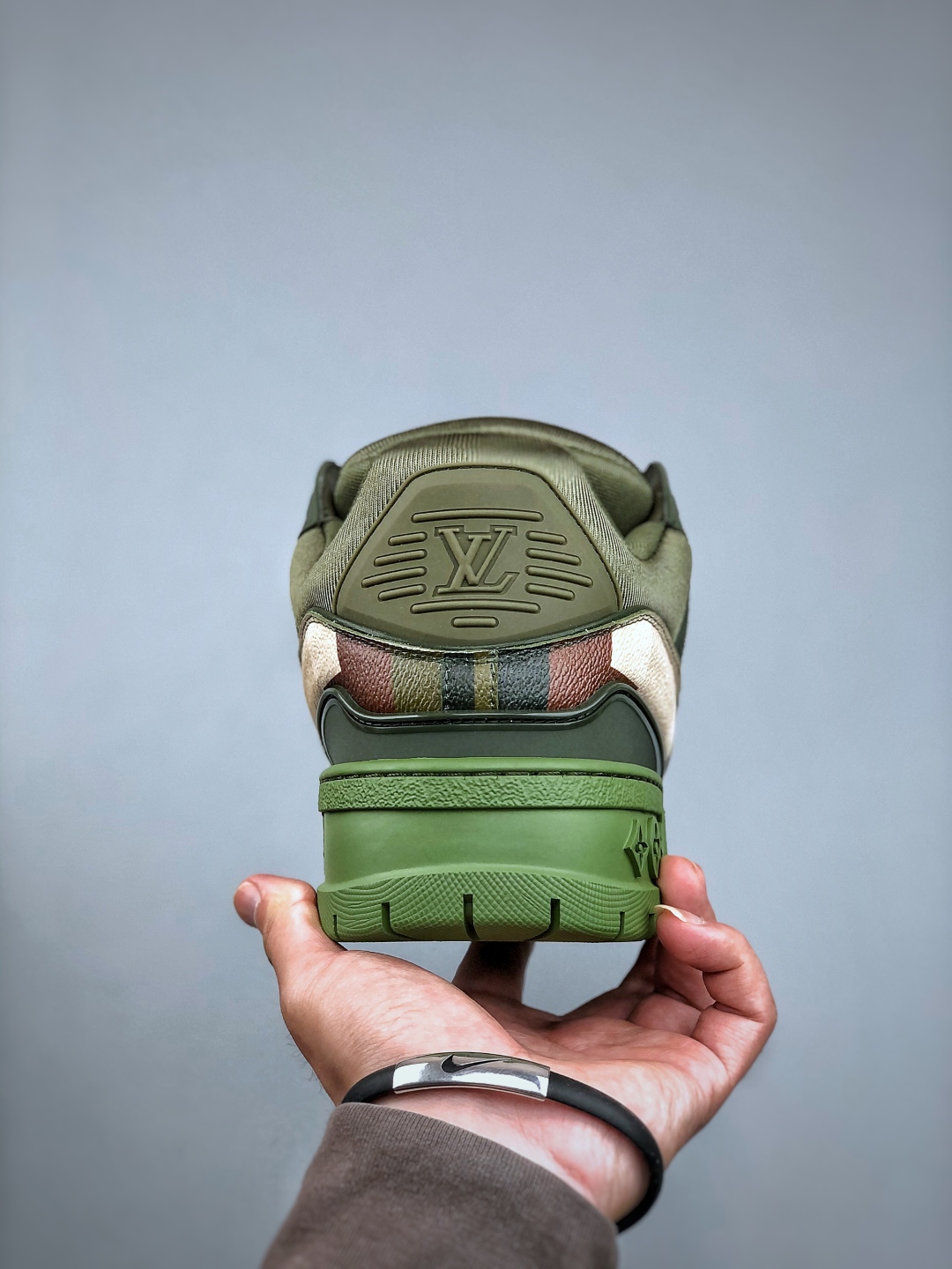 420 LV-路易-威登trainer 2025走秀最新款意大利进口小牛皮拼接
