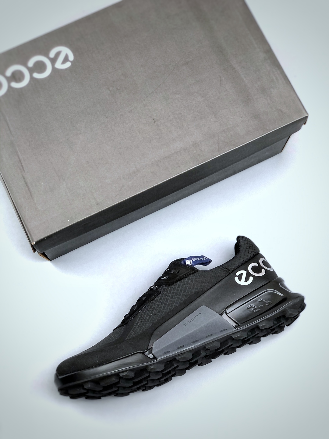 300 ECCO/爱步官方健步2.1系列网砂 /休闲鞋 品质