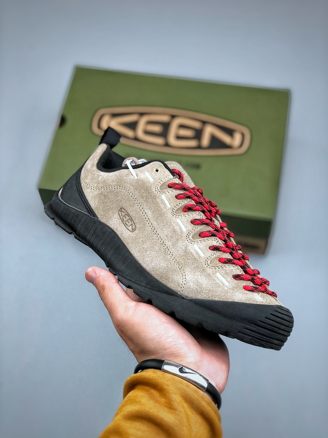 KEEN Japanese Retro Hiking Sneakers - Lightweight, Versatile, & Comfortable