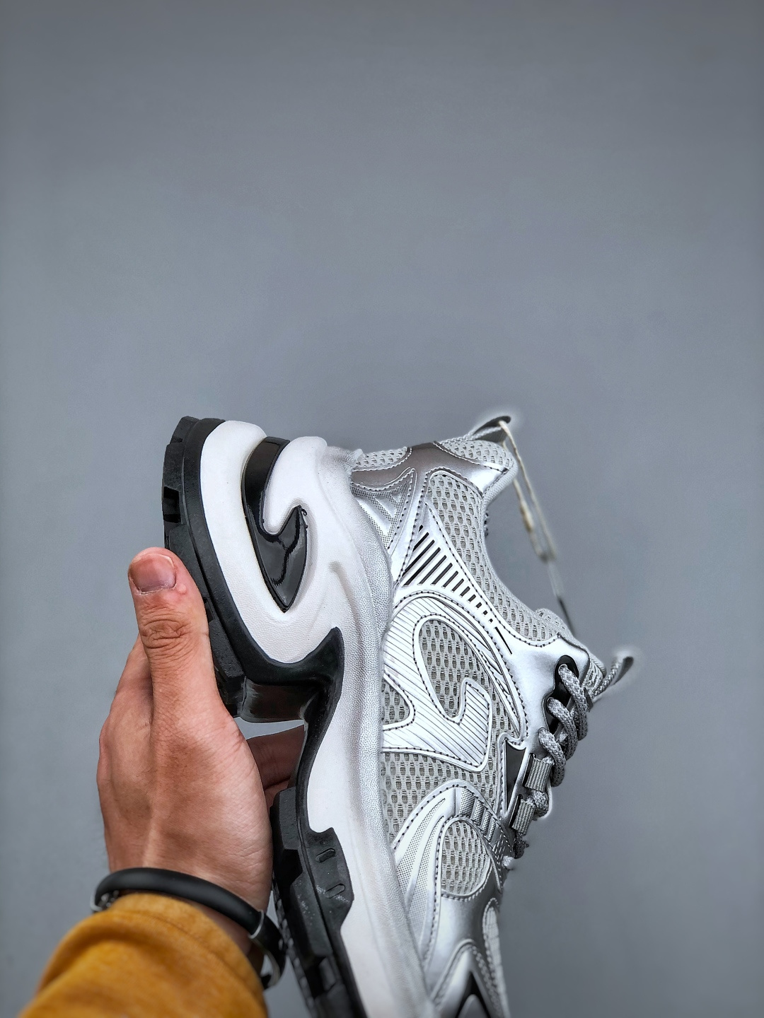 Gucci CC Women's Space Travel Chunky Sneakers Silver Gray Platform Shoes 7 cmp i1745782933586 1674 0 5