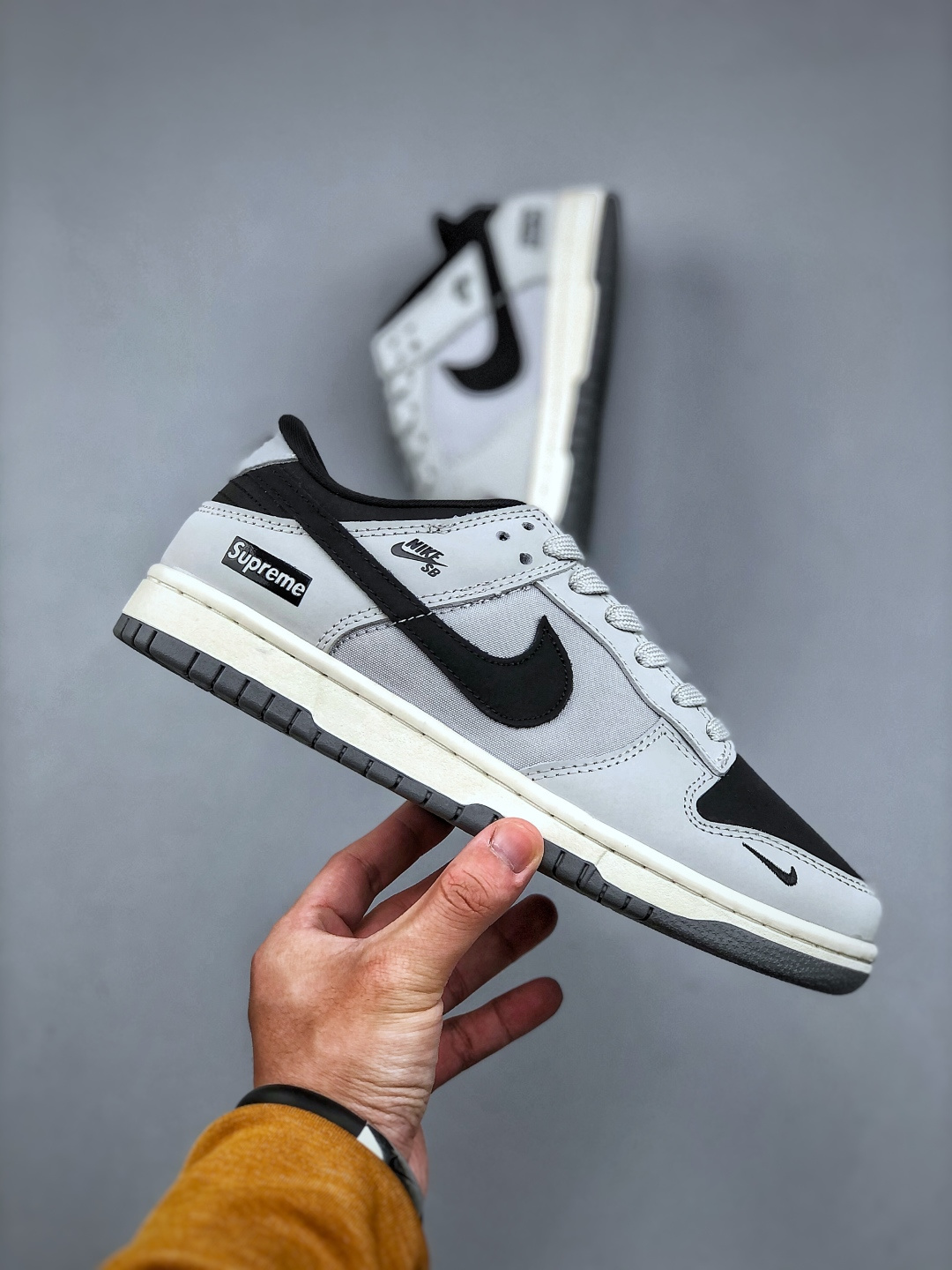 Nike SB Dunk Low Supreme Collab - Premium Grey Low-Top Skateboarding Shoes 5 cmp i1745783451540 3196 0 3