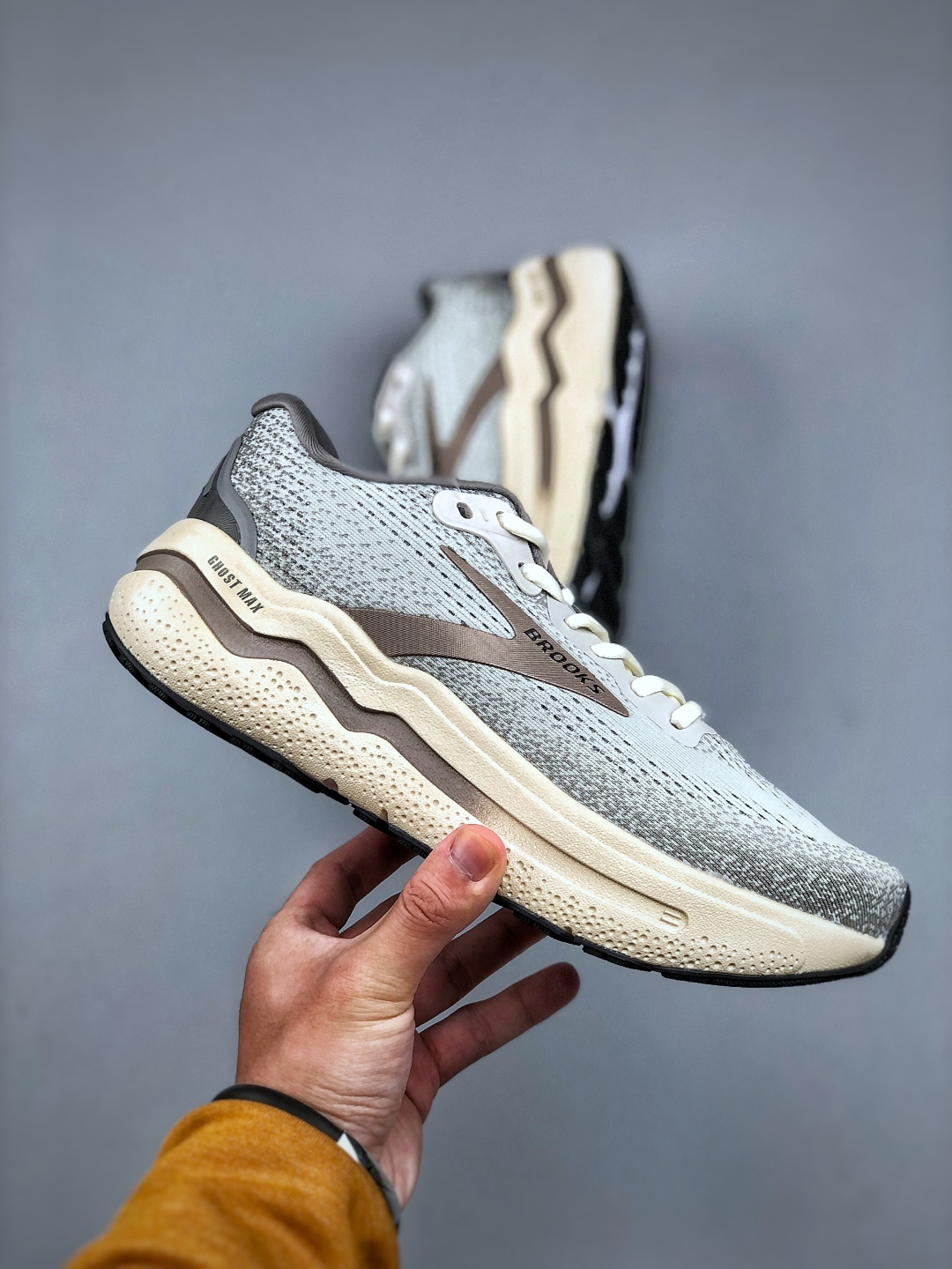 Brooks Hyperion Max 2 Running Shoes - Lightweight, Breathable, and Cushioned 5 cmp i1745783759046 9295 0 3