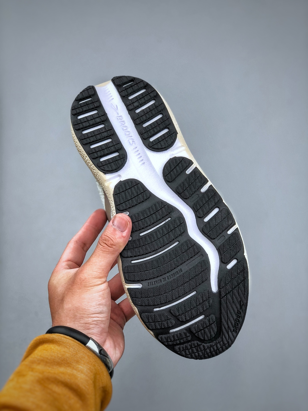 Brooks Hyperion Max 2 Running Shoes - Lightweight, Breathable, and Cushioned 9 cmp i1745783764150 159 0 7