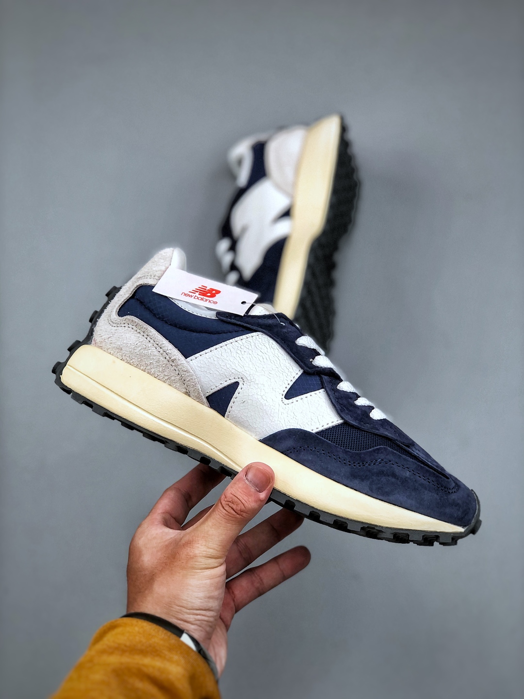 New Balance 327 Retro Sneakers - Navy Blue Suede & Nylon Upper 5 cmp i1745784743669 6065 0 3