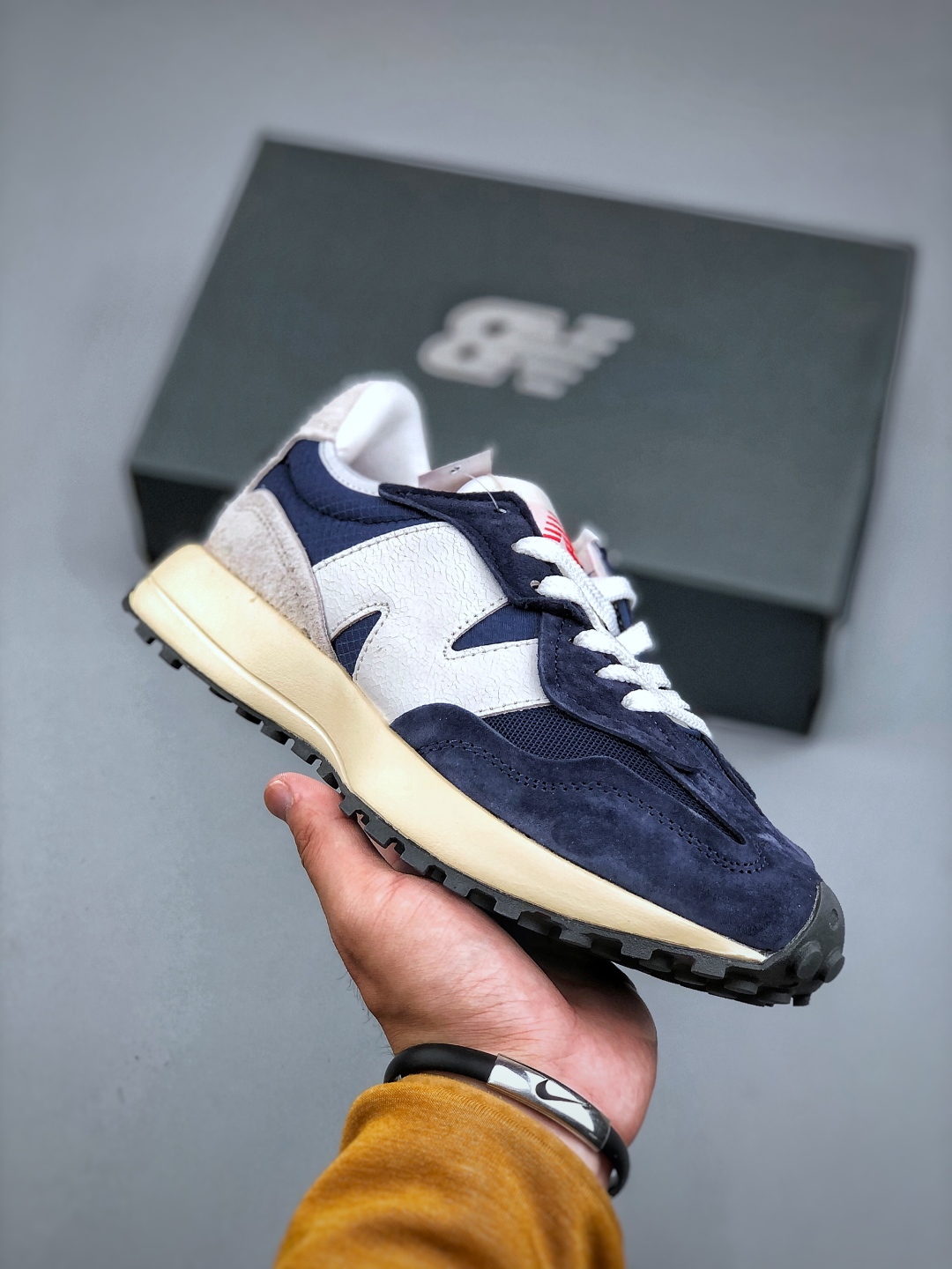 New Balance 327 Retro Sneakers - Navy Blue Suede & Nylon Upper 1 New Balance 327 Retro Sneakers - Navy Blue Suede & Nylon Upper