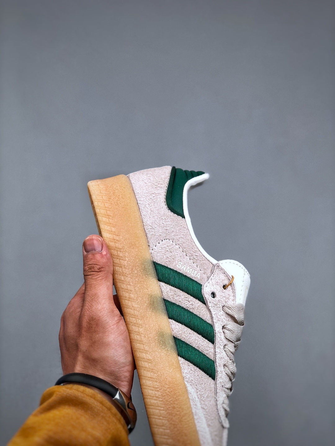 Adidas Originals Sambae Low-Top Casual Sneakers - Versatile & Stylish 7 cmp i1745874234692 9117 0 5