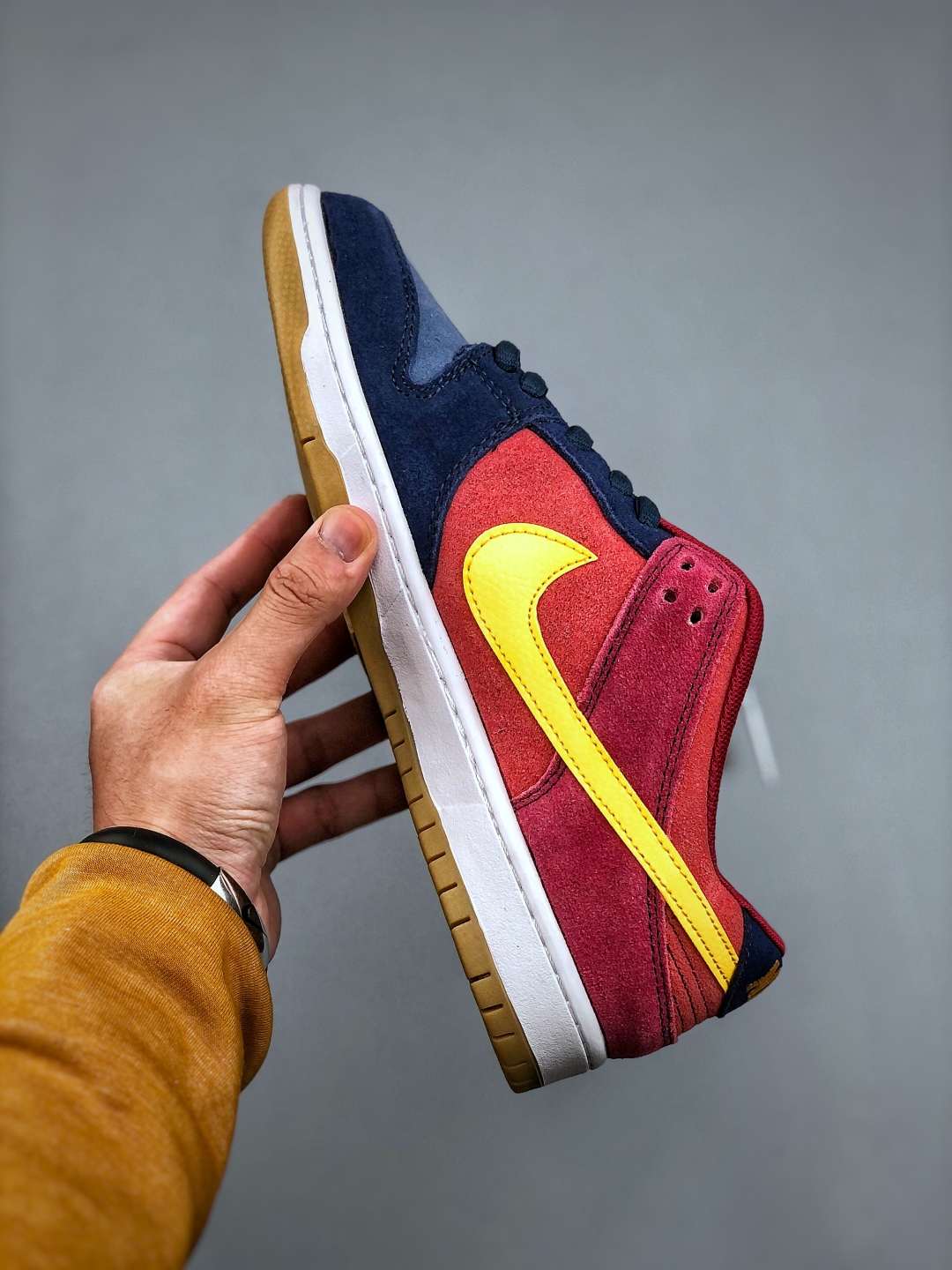 Nike Dunk SB Pro "Barcelona" Red Blue Yellow Low-Top Skateboarding Shoes 3 cmp i1745874457083 750 0 1