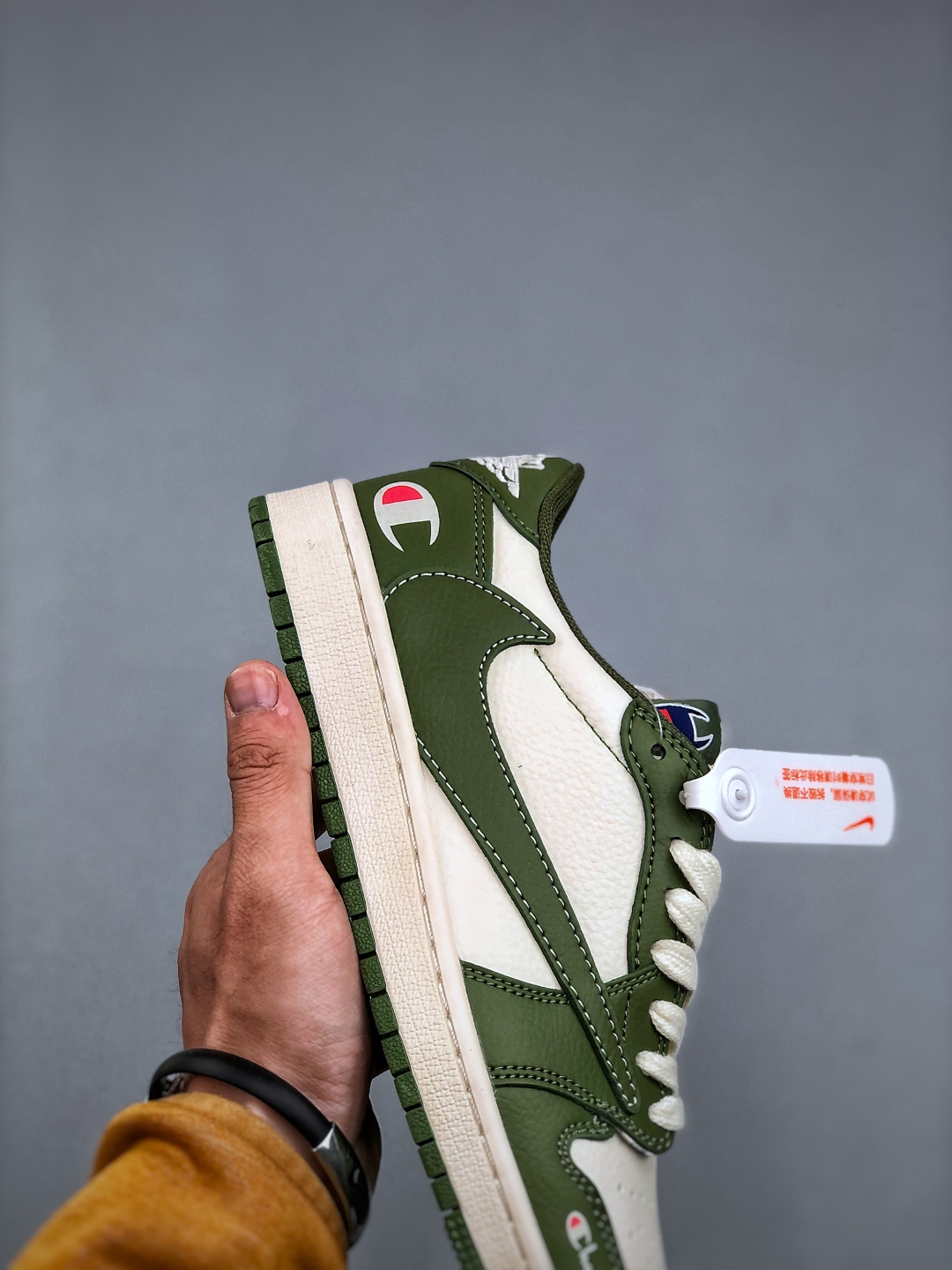 Travis Scott x Nike Air Jordan 1 Low Champion Green Sneakers 7 cmp i1745876078666 4796 0 5