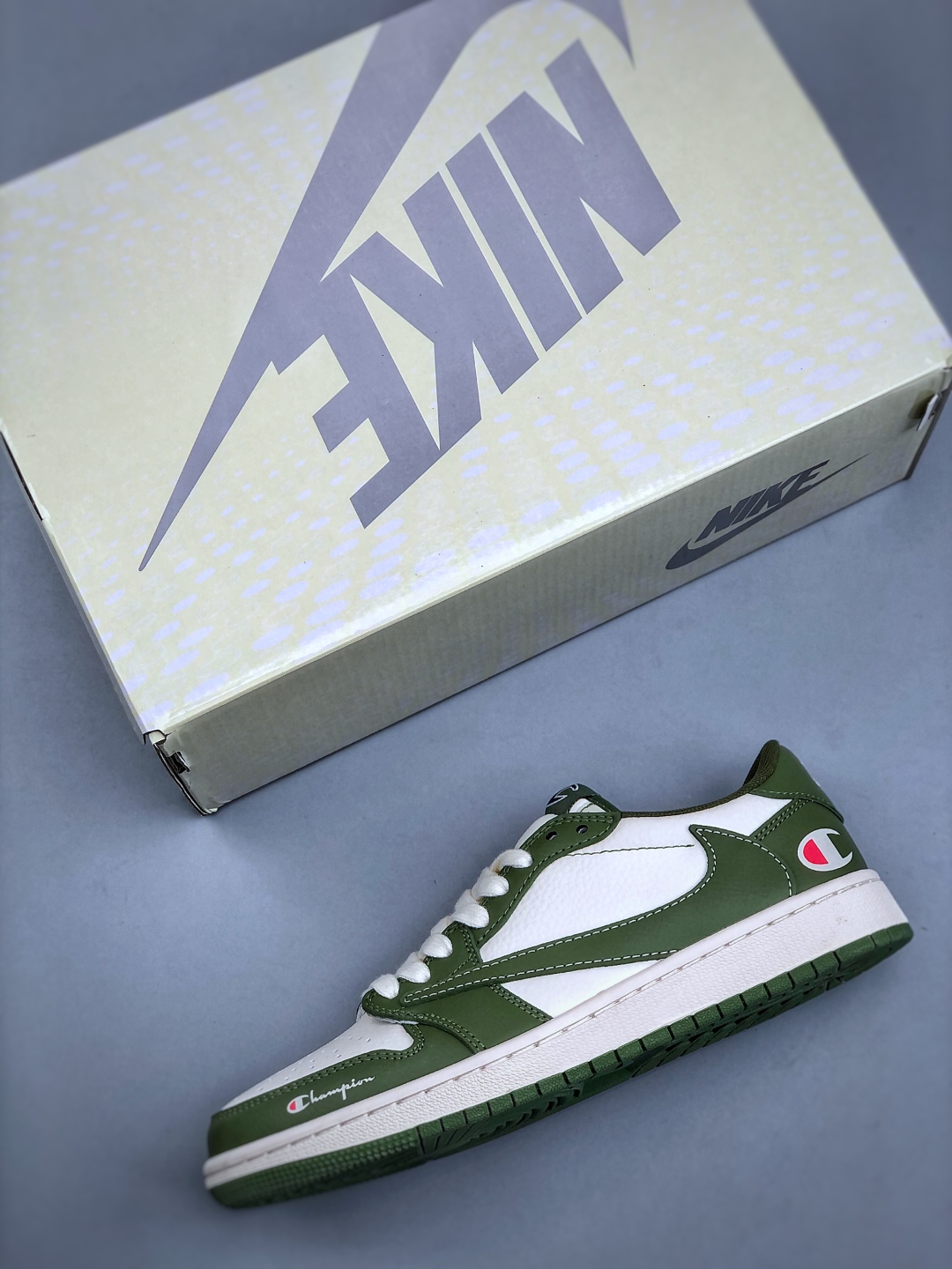 Travis Scott x Nike Air Jordan 1 Low Champion Green Sneakers 4 cmp i1745876078667 5159 0 2