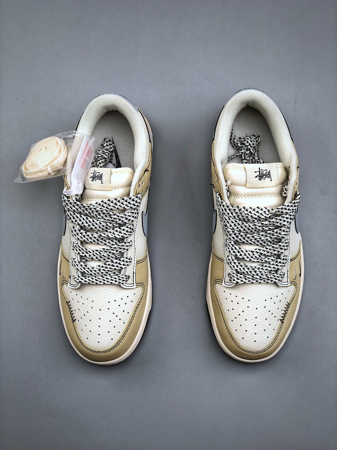 Travis Scott x Nike Air Jordan 1 Low 'Year of the Dragon' Sneakers 6 cmp i1745876472817 5173 0 4