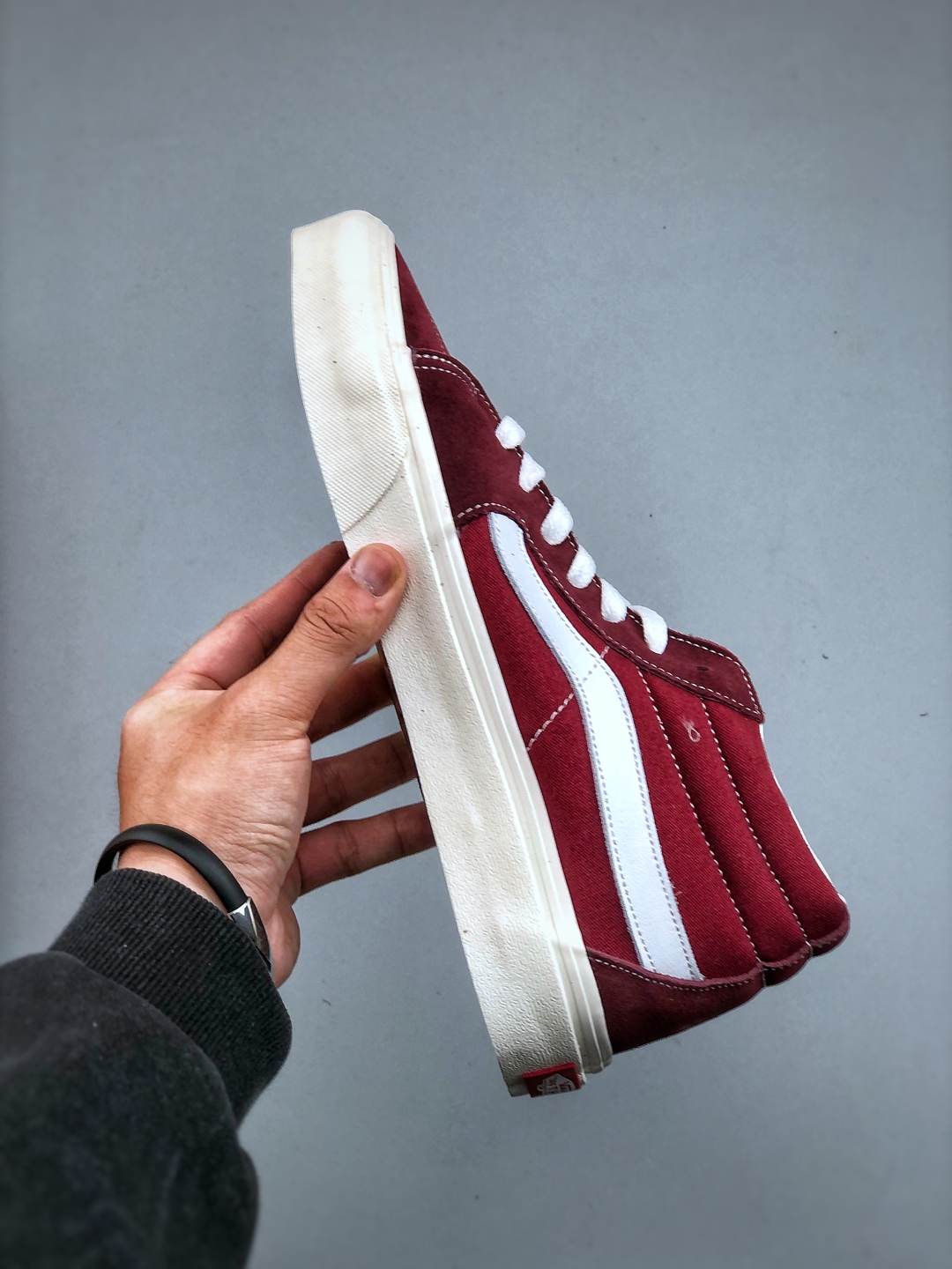 Vans SK8-Mid Burgundy Canvas Sneaker Classic Mid-Top Unisex Skate Shoes 3 cmp i1745959973185 8734 0 1