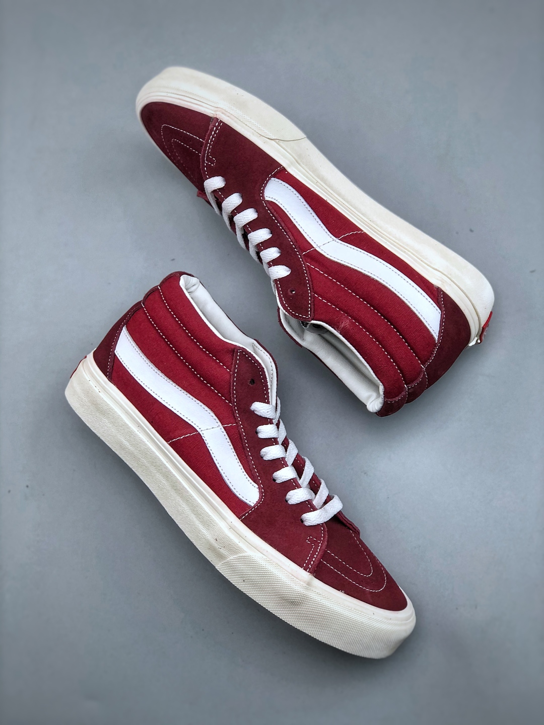 Vans SK8-Mid Burgundy Canvas Sneaker Classic Mid-Top Unisex Skate Shoes 10 cmp i1745959973186 8787 0 8