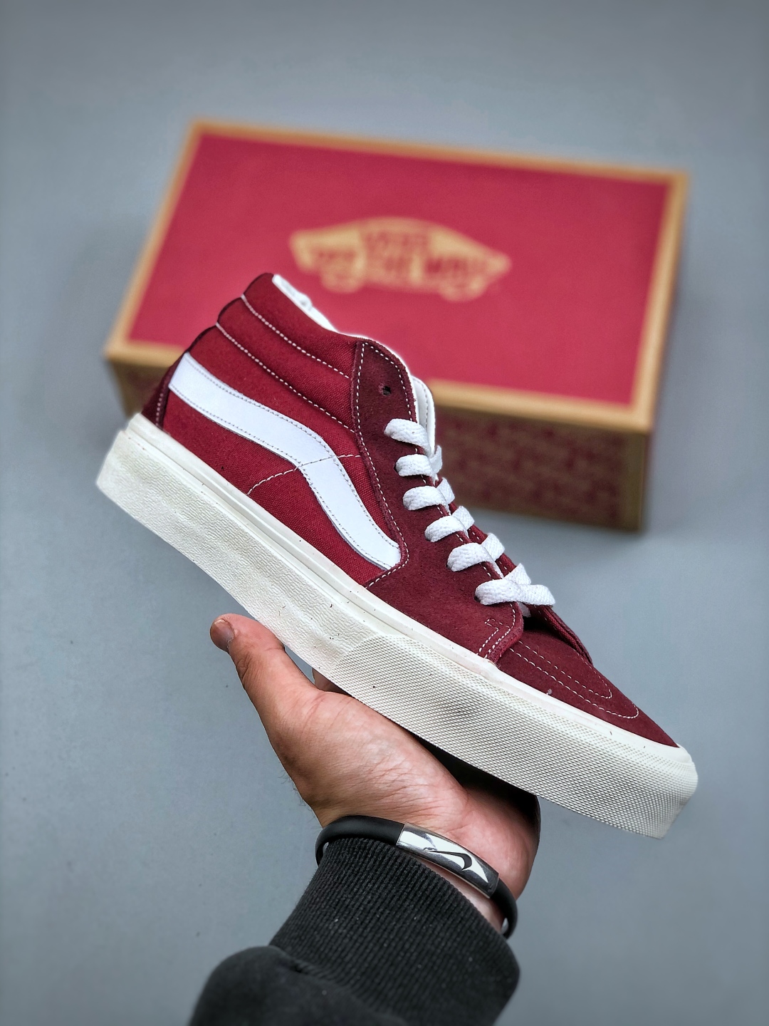 Vans SK8-Mid Burgundy Canvas Sneaker Classic Mid-Top Unisex Skate Shoes 2 cmp i1745959975621 1491 0 0