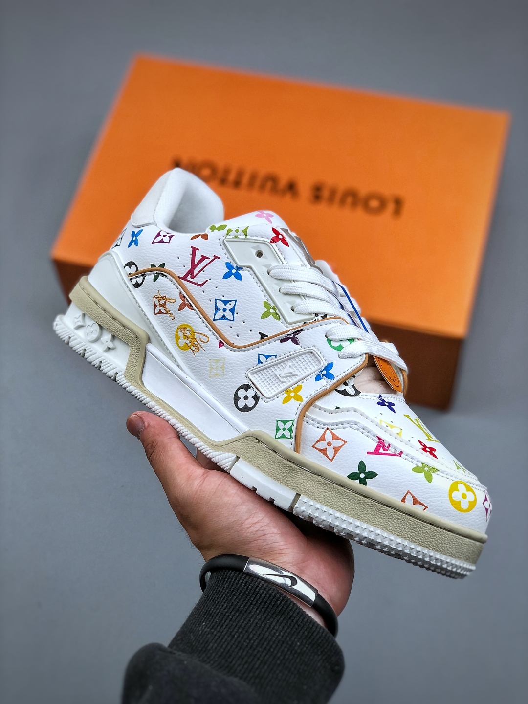 Louis Vuitton Trainer Sneaker Low: Iconic Design, Supreme Comfort 2 cmp i1745960637549 970 0 0