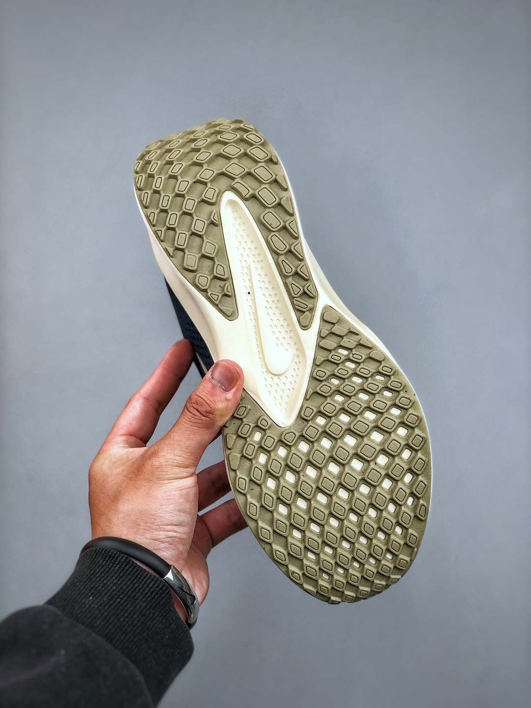Nike Quest 6 Running Shoes - Breathable Mesh, Stylish Design, Ultimate Comfort 9 cmp i1745960673995 4993 0 7